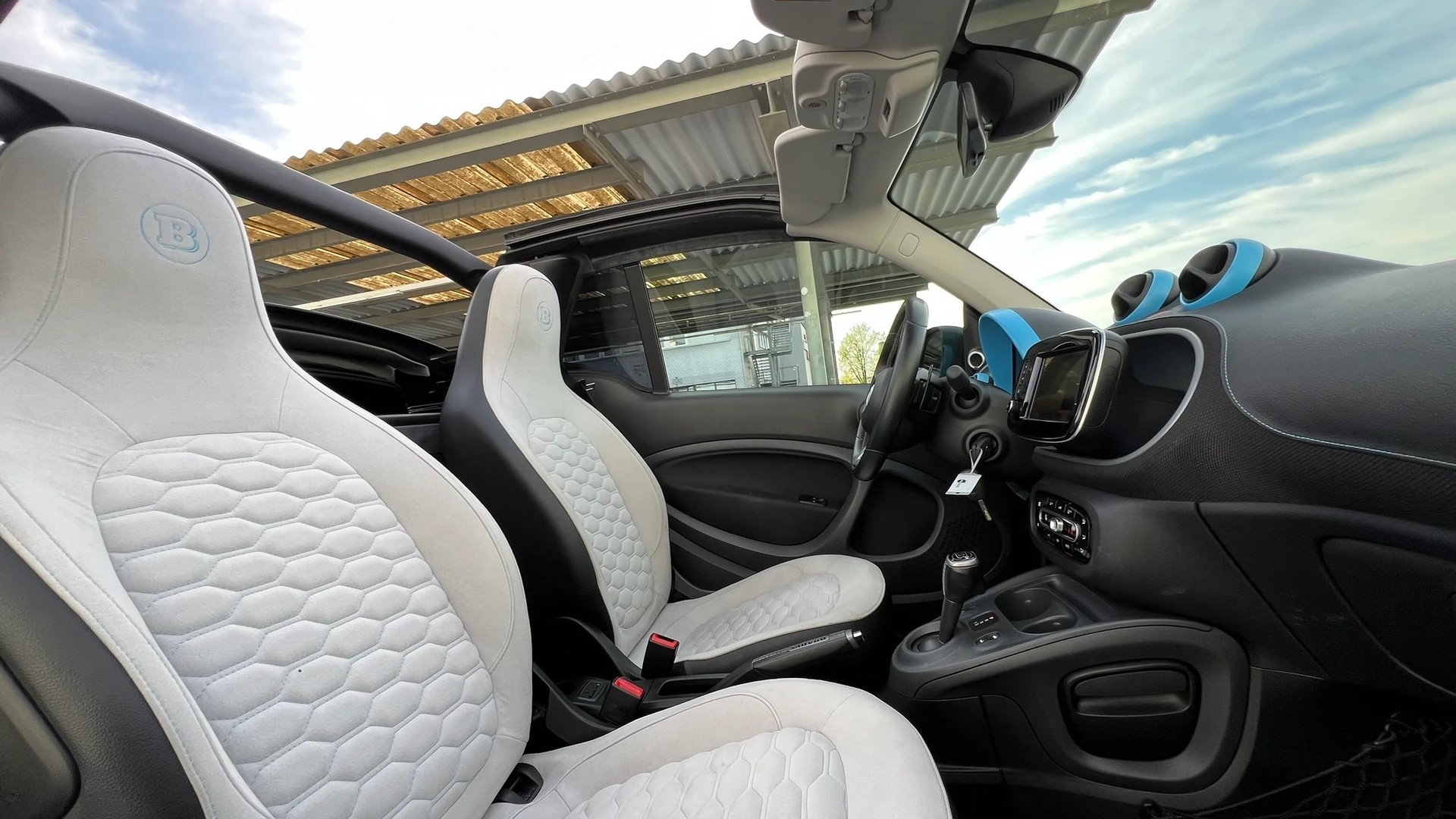 SMART FORTWO BRABUS LORINSER EDITION TWINMATIC l 90 PS-image-26