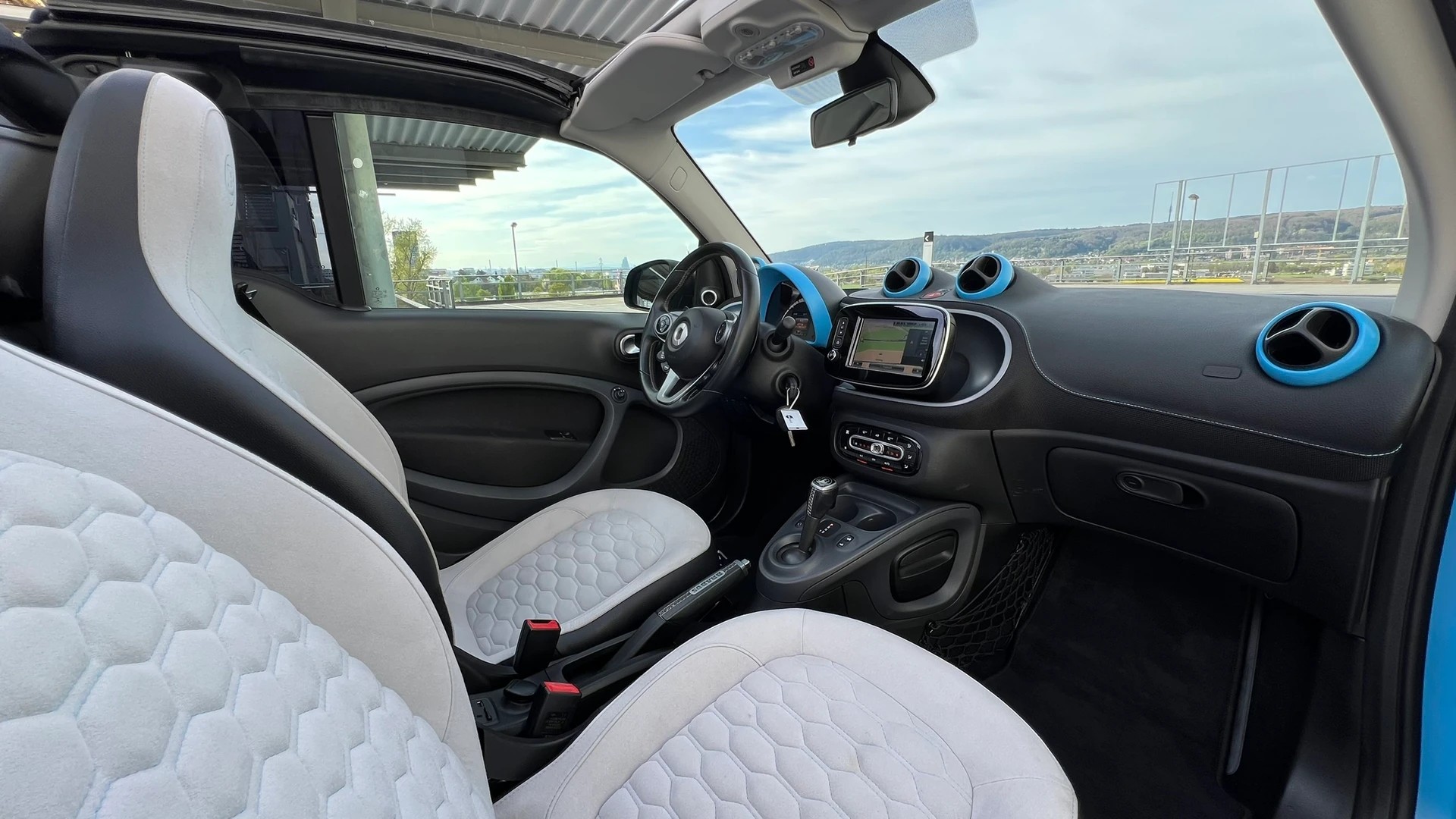 SMART FORTWO BRABUS LORINSER EDITION TWINMATIC l 90 PS-image-28