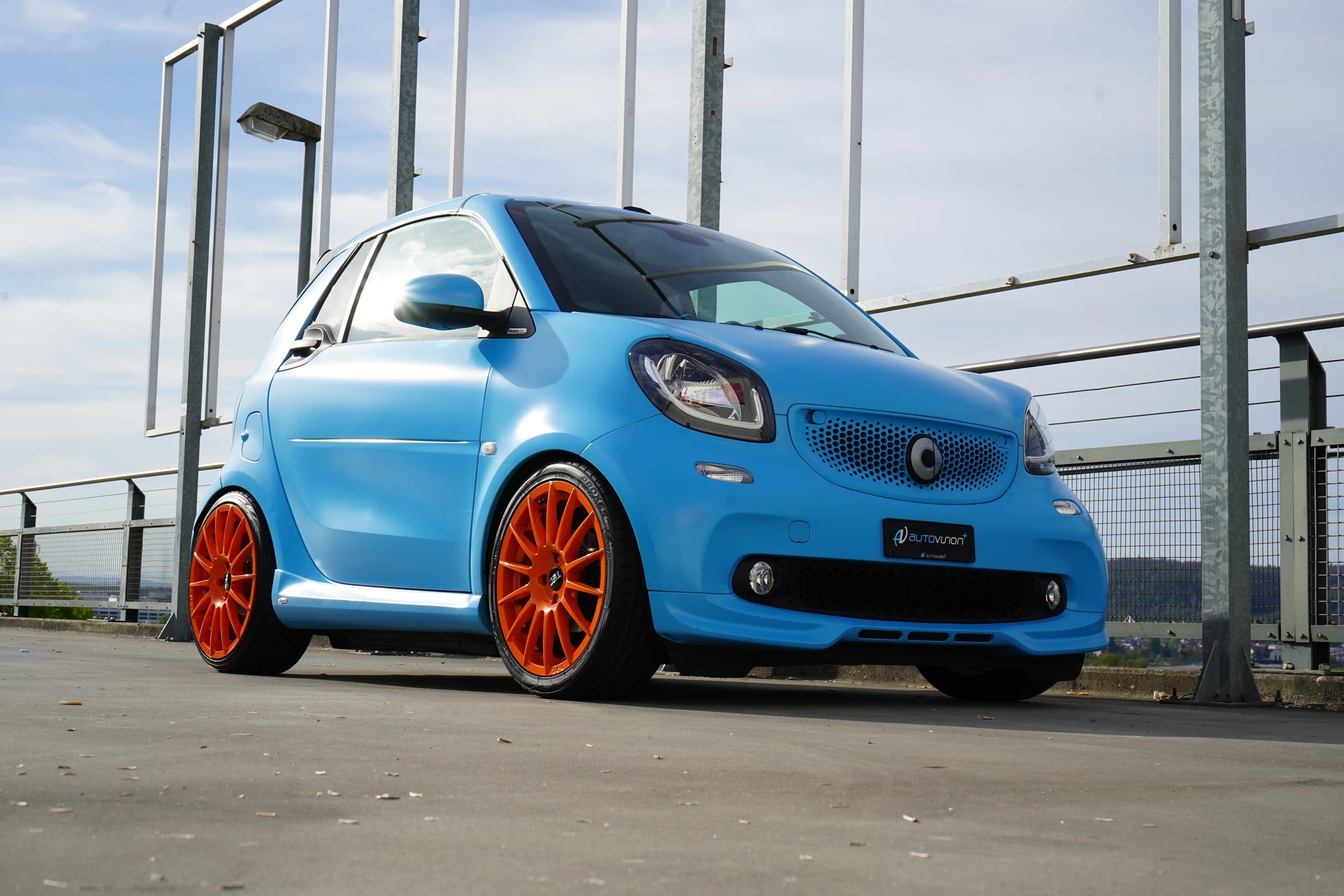 SMART FORTWO BRABUS LORINSER EDITION TWINMATIC l 90 PS-image-7