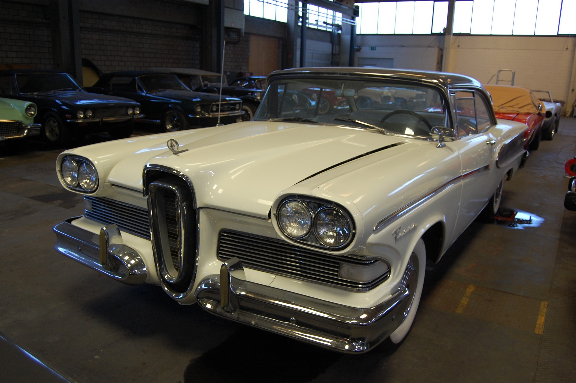 FORD Pacer Corsair-image-1