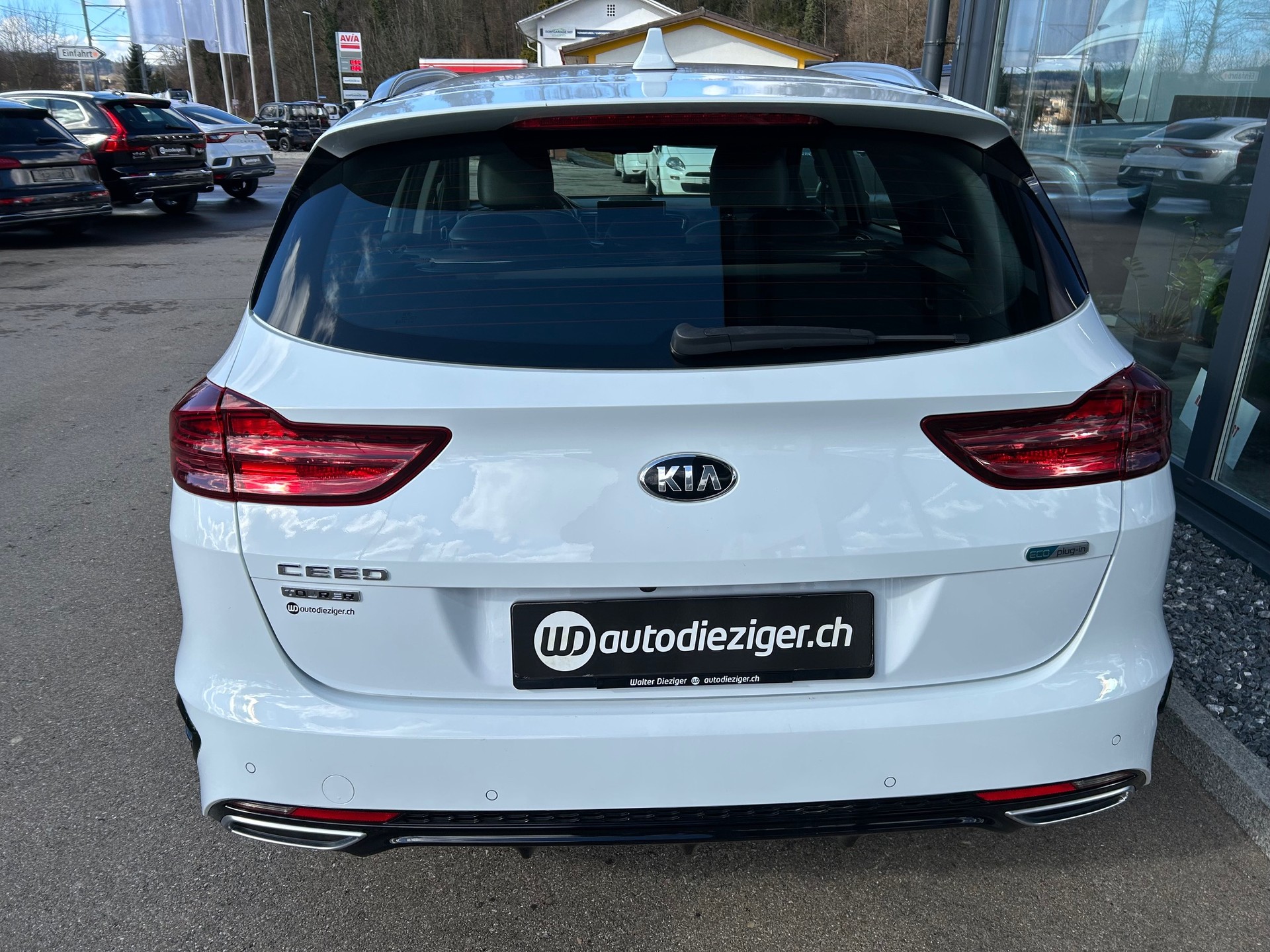 KIA Ceed Sportswagon 1.6 GDi Plug-in Hybrid Trend DCT-image-5