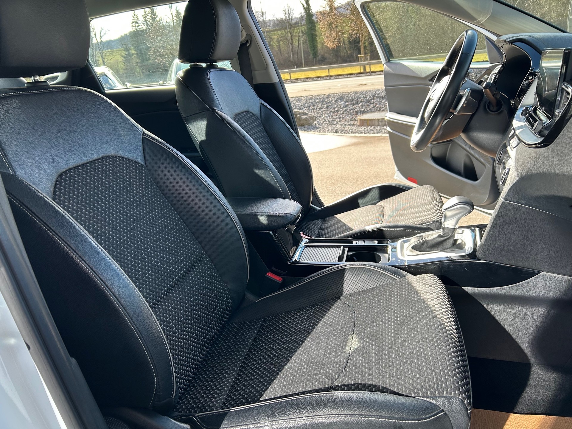 KIA Ceed Sportswagon 1.6 GDi Plug-in Hybrid Trend DCT-image-10