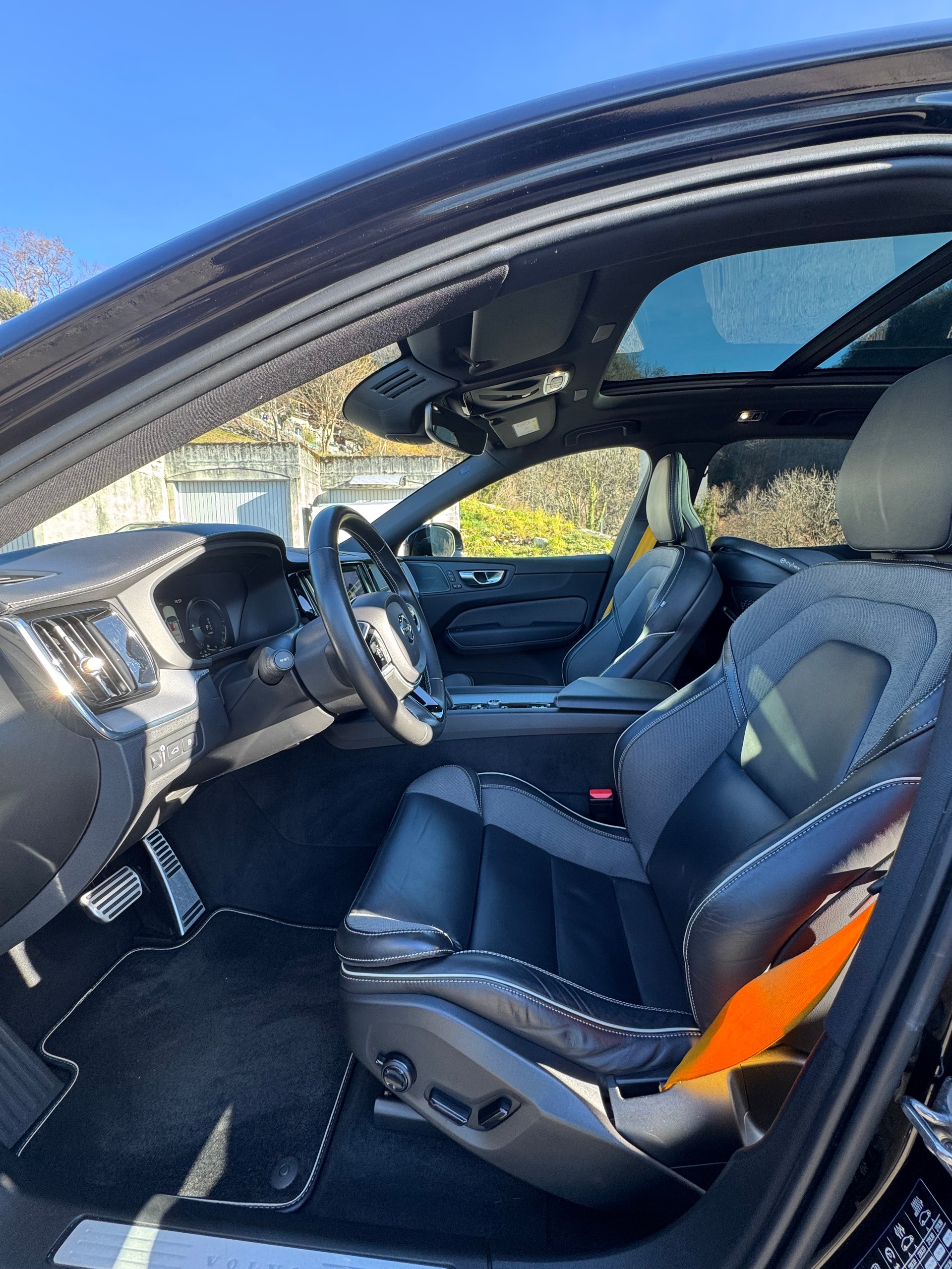 VOLVO XC60 T8 eAWD Polestar Geartronic-image-7