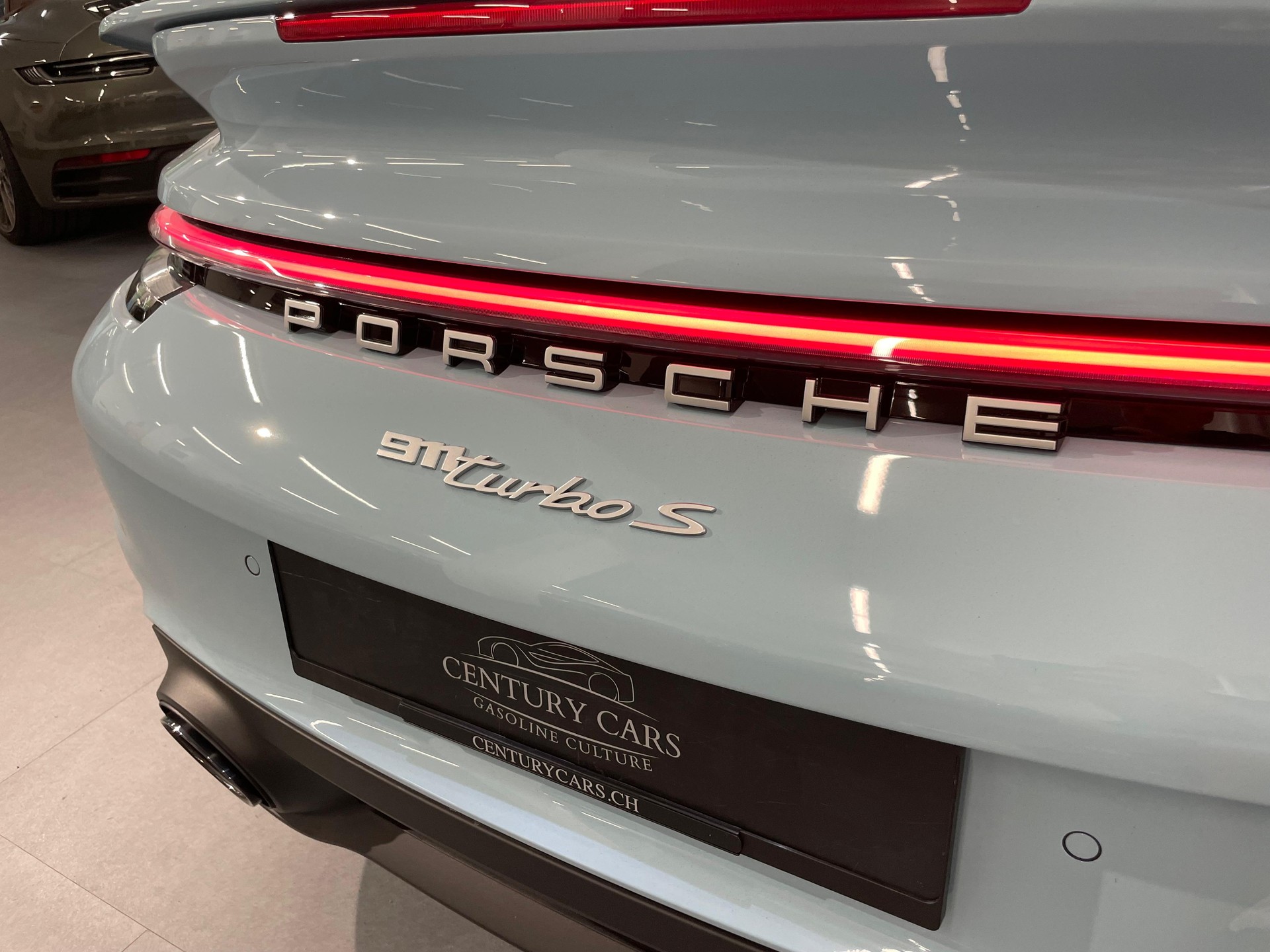 PORSCHE 911 Turbo S Cabriolet PDK-image-10