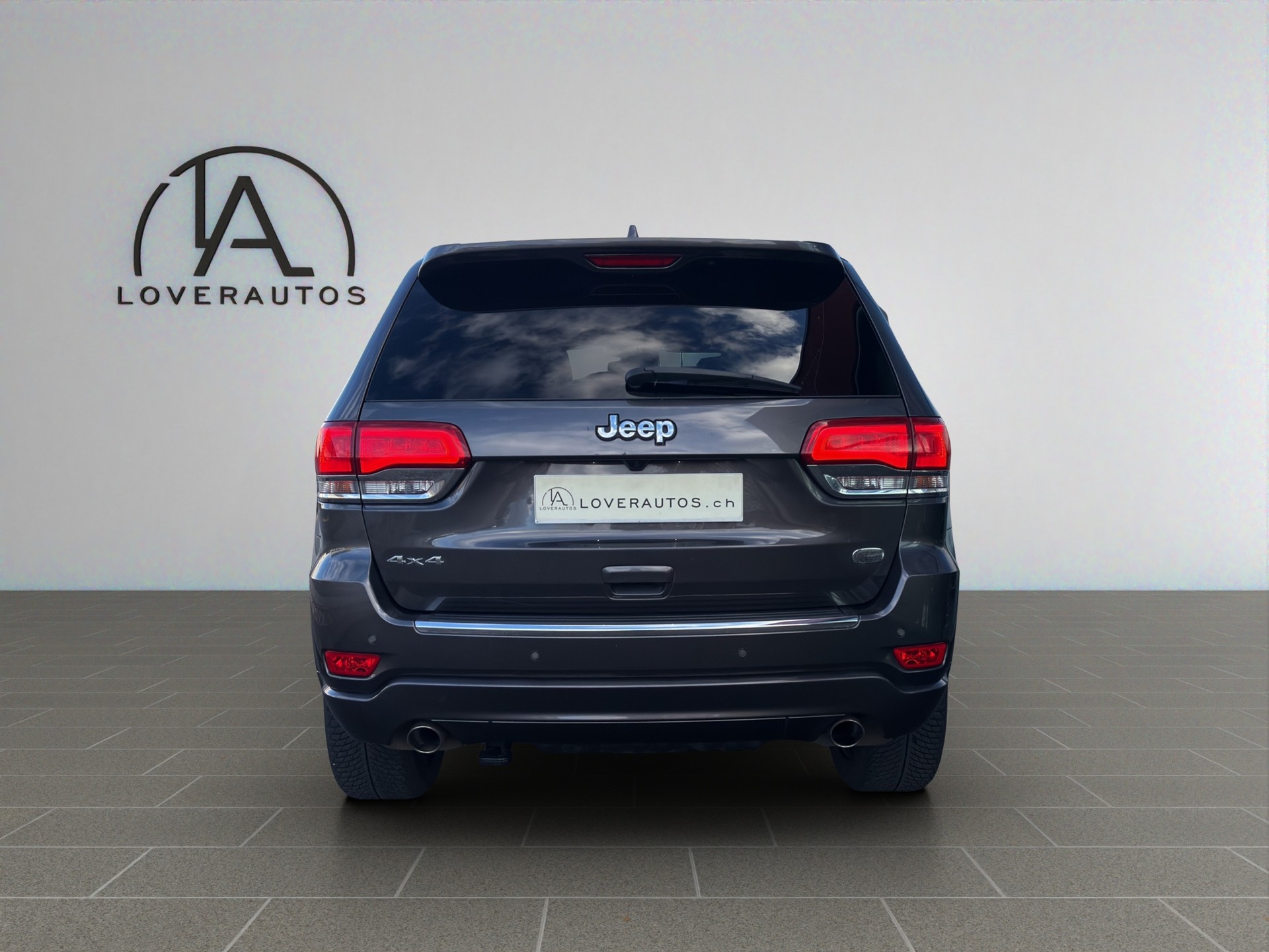 JEEP Grand Cherokee 3.0 CRD Overland Automatic-image-2