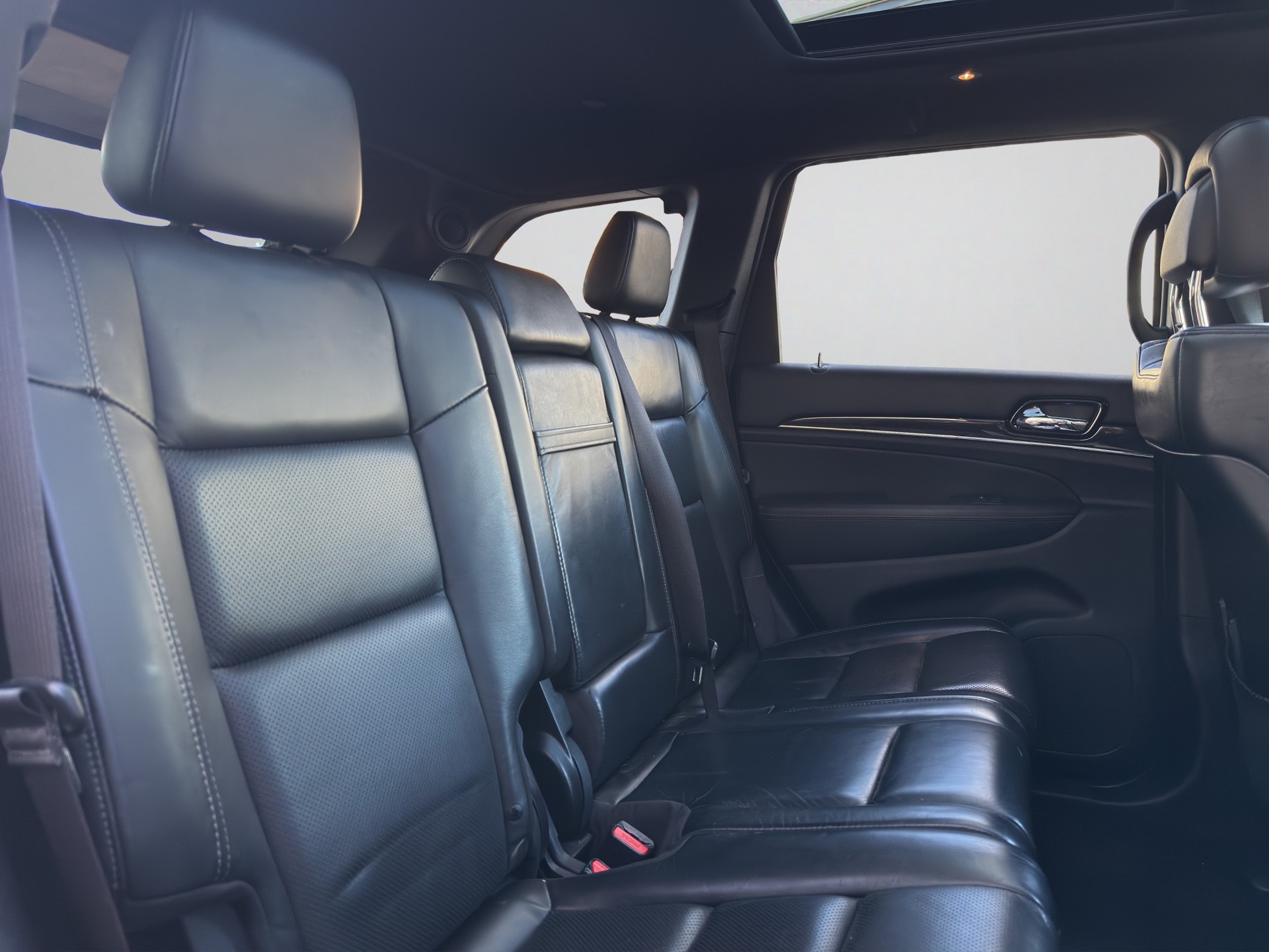 JEEP Grand Cherokee 3.0 CRD Overland Automatic-image-8