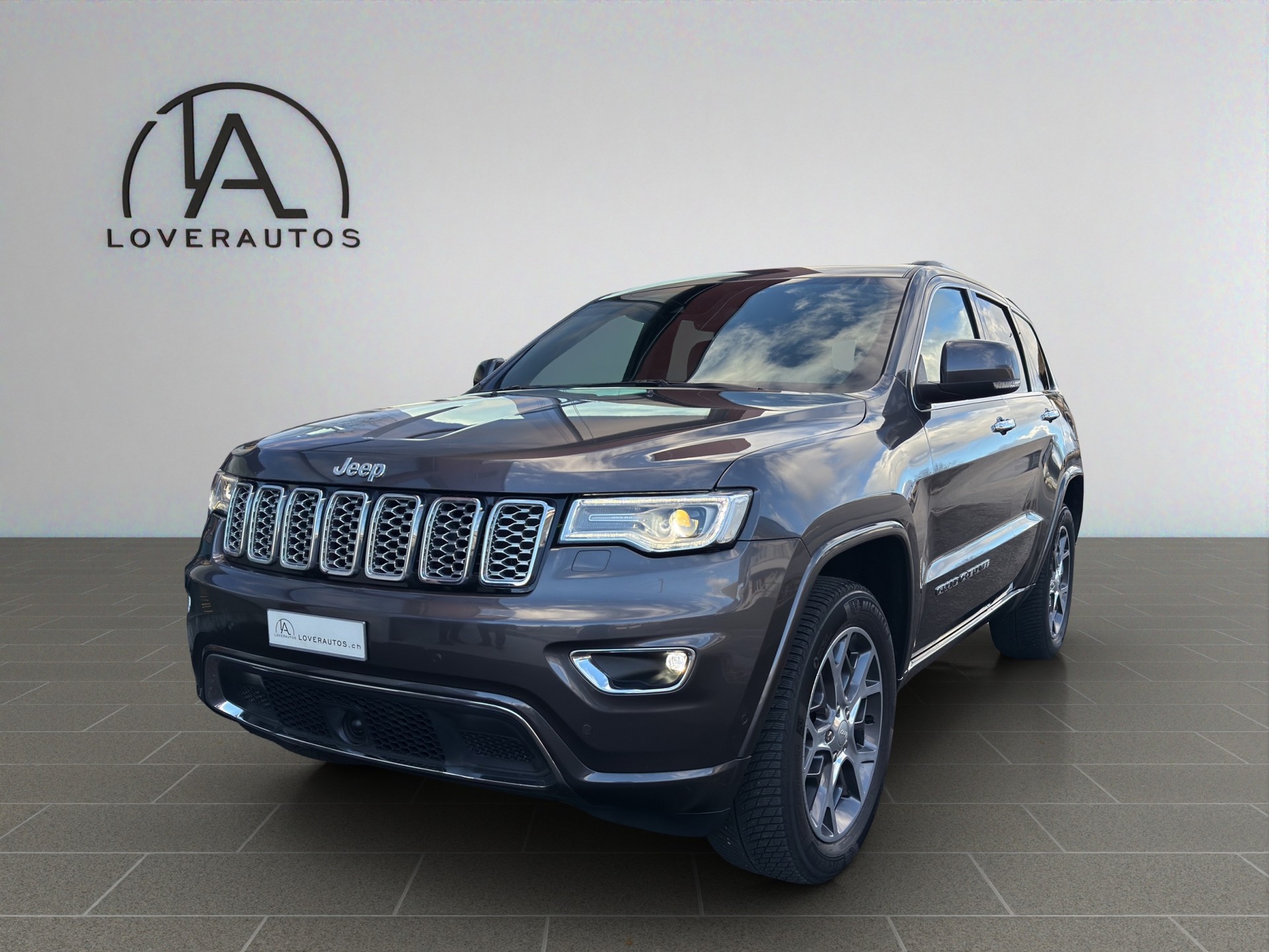 JEEP Grand Cherokee 3.0 CRD Overland Automatic-image-5