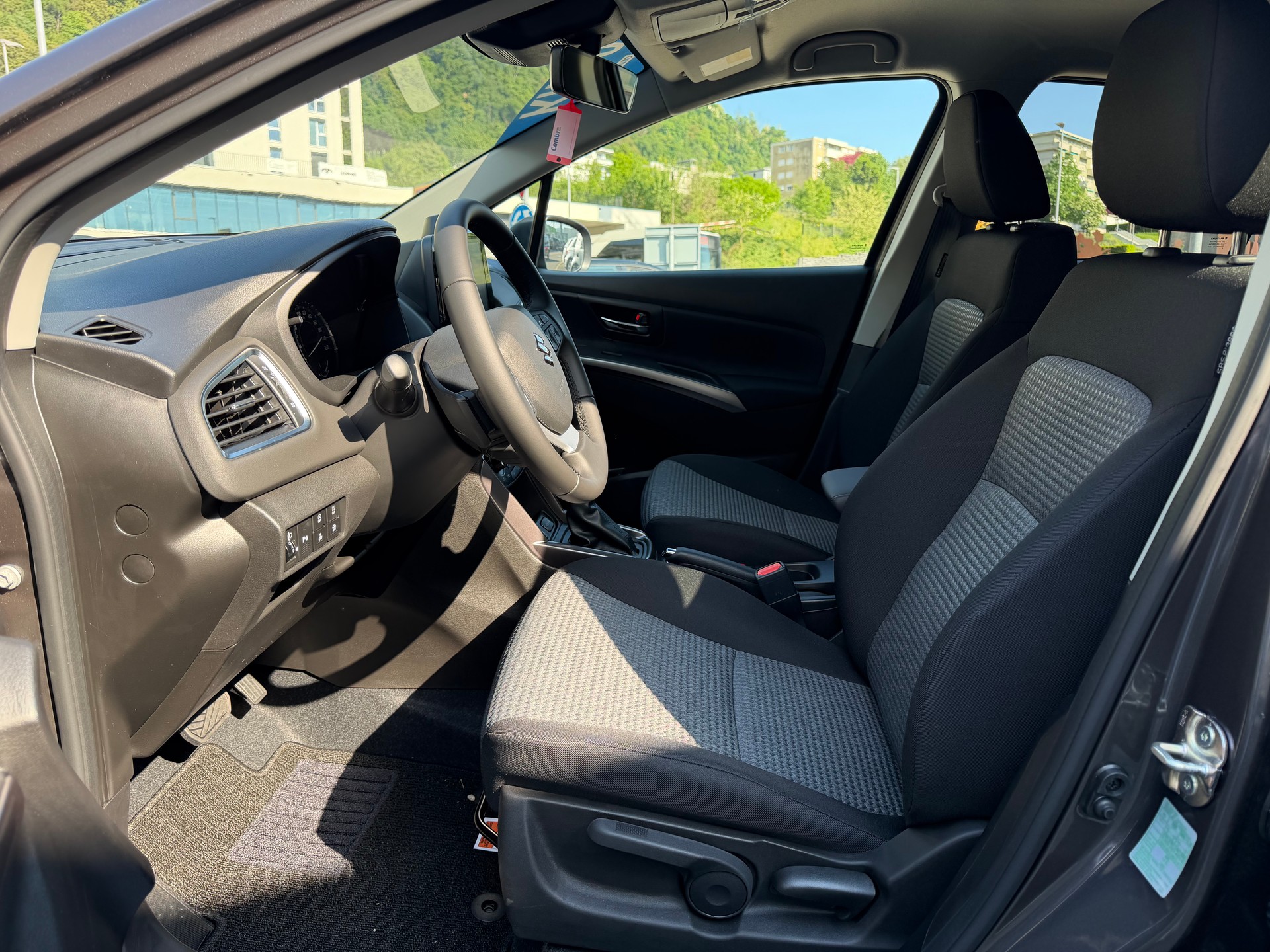 SUZUKI S-Cross 1.4 16V Compact+ hybrid 4WD Automatic-image-7