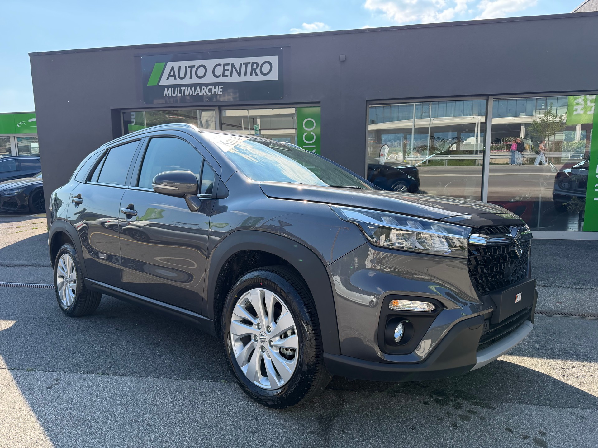 SUZUKI S-Cross 1.4 16V Compact+ hybrid 4WD Automatic-image-1