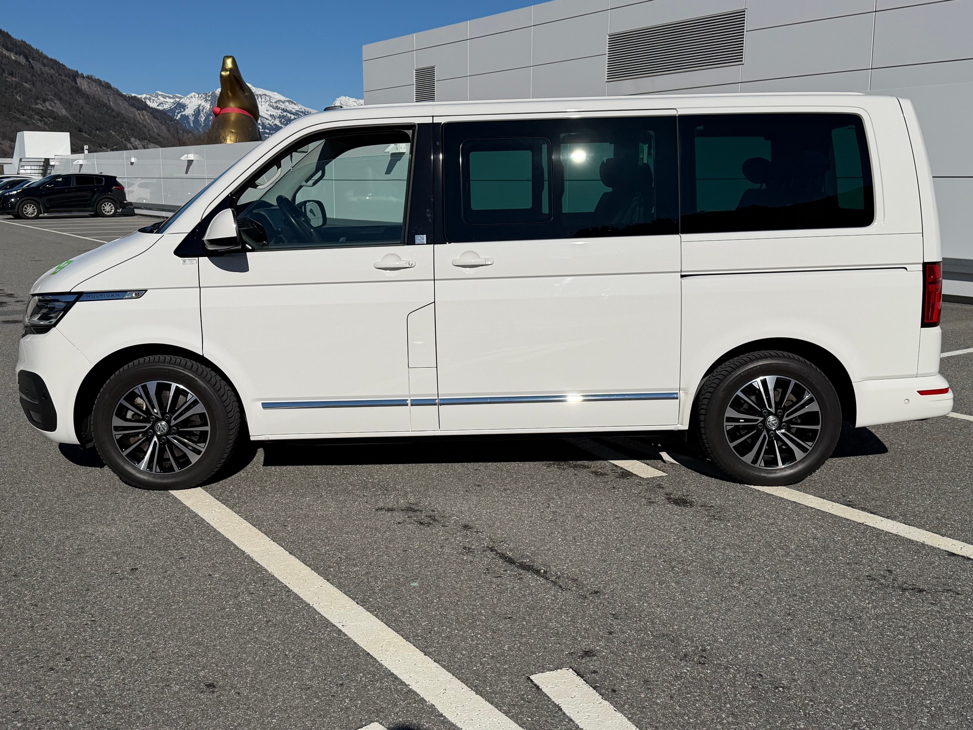 VW T6.1 Multivan 2.0 Bi-TDI Highline Liberty 4Mot. DSG-image-2