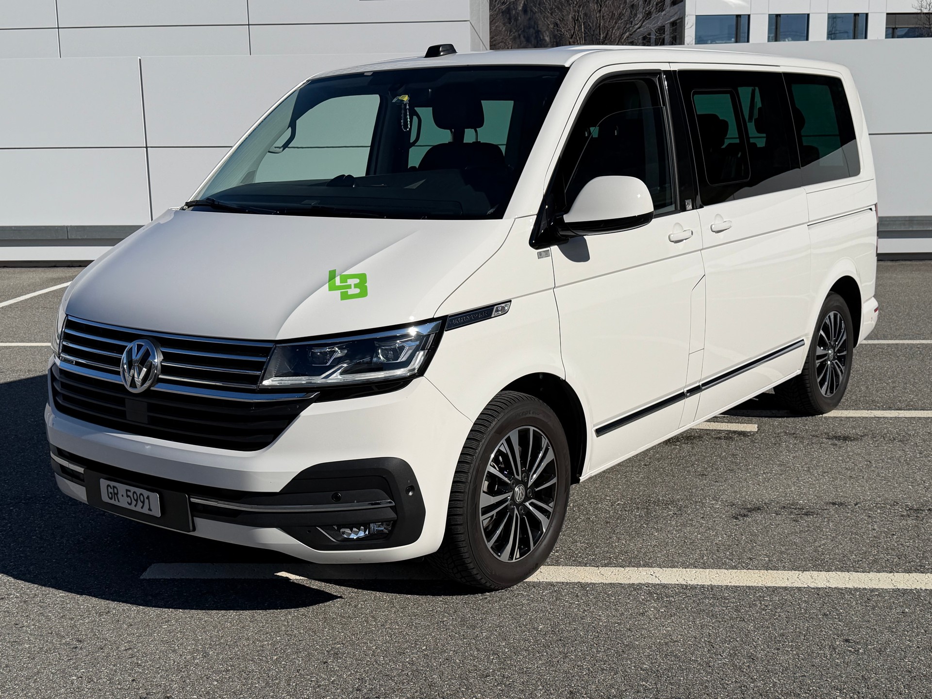 VW T6.1 Multivan 2.0 Bi-TDI Highline Liberty 4Mot. DSG-image-1