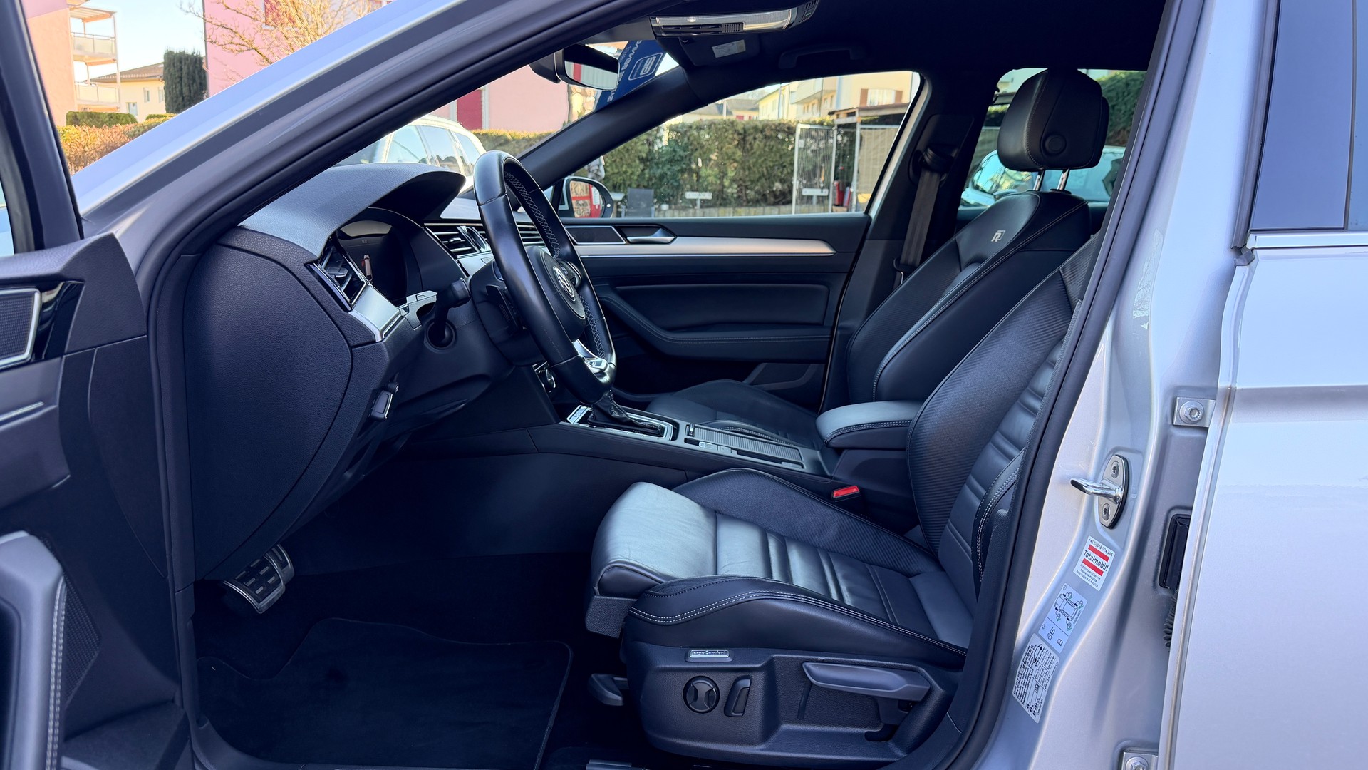 VW Passat Variant 2.0 TSI BMT Highline 4Motion DSG-image-8