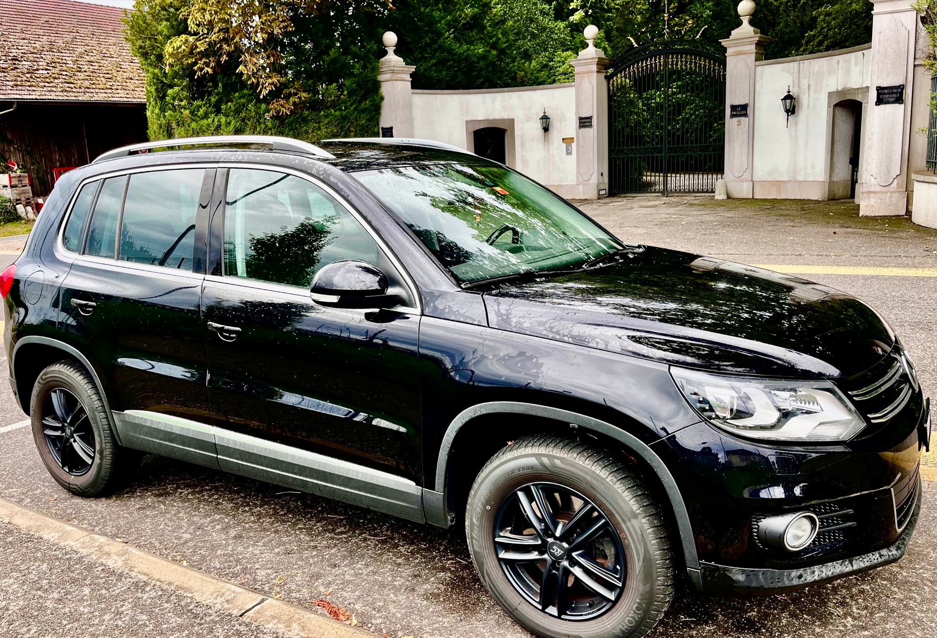 VW Tiguan 2.0 TDI BlueMotion Sport&Style 4Motion DSG-image-18