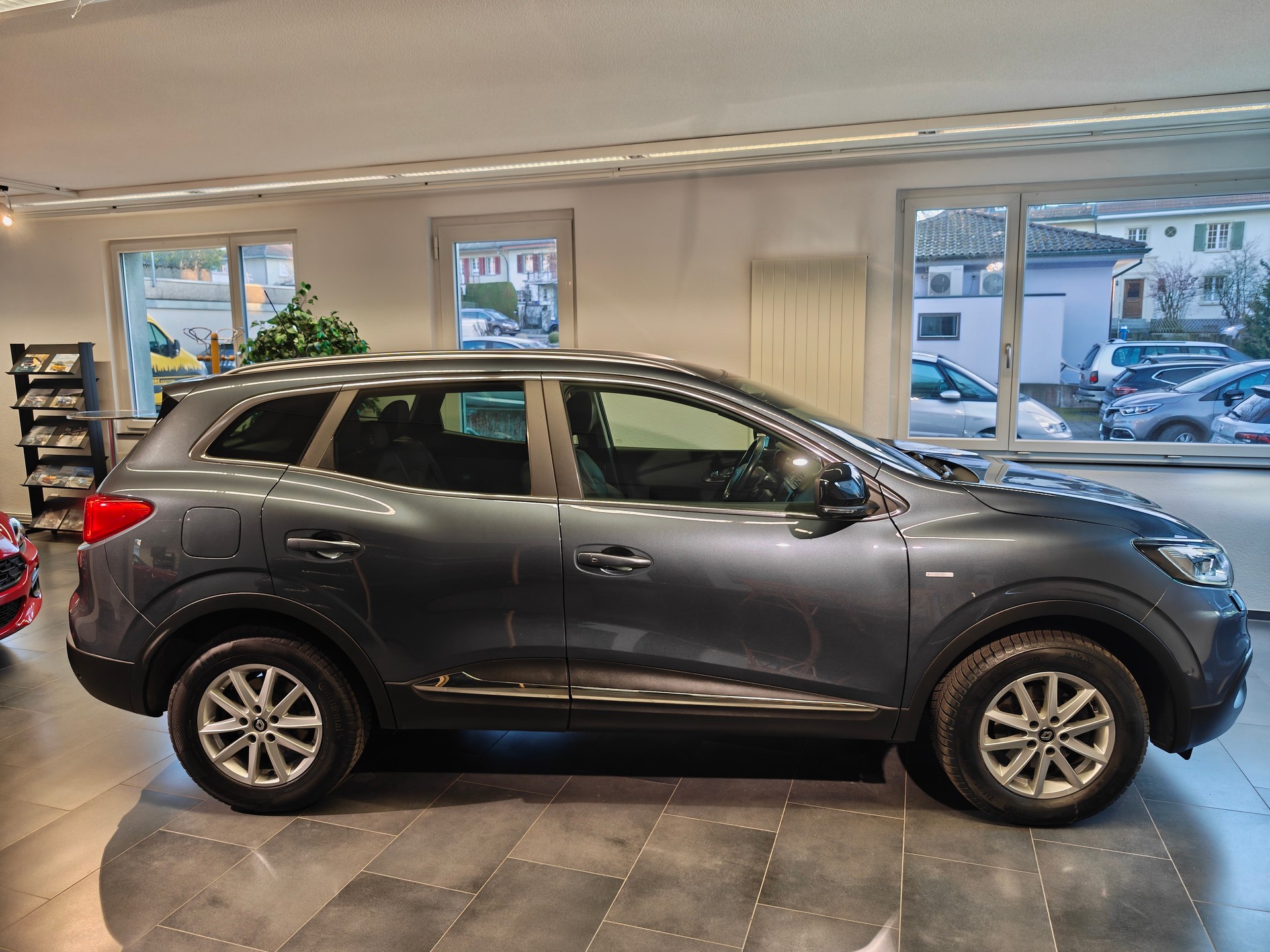 RENAULT Kadjar 1.2 16V Turbo Swiss Edition EDC-showroom-element-2