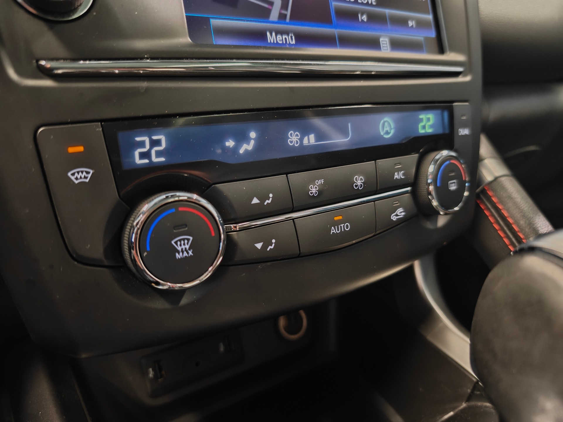 RENAULT Kadjar 1.2 16V Turbo Swiss Edition EDC-image-16