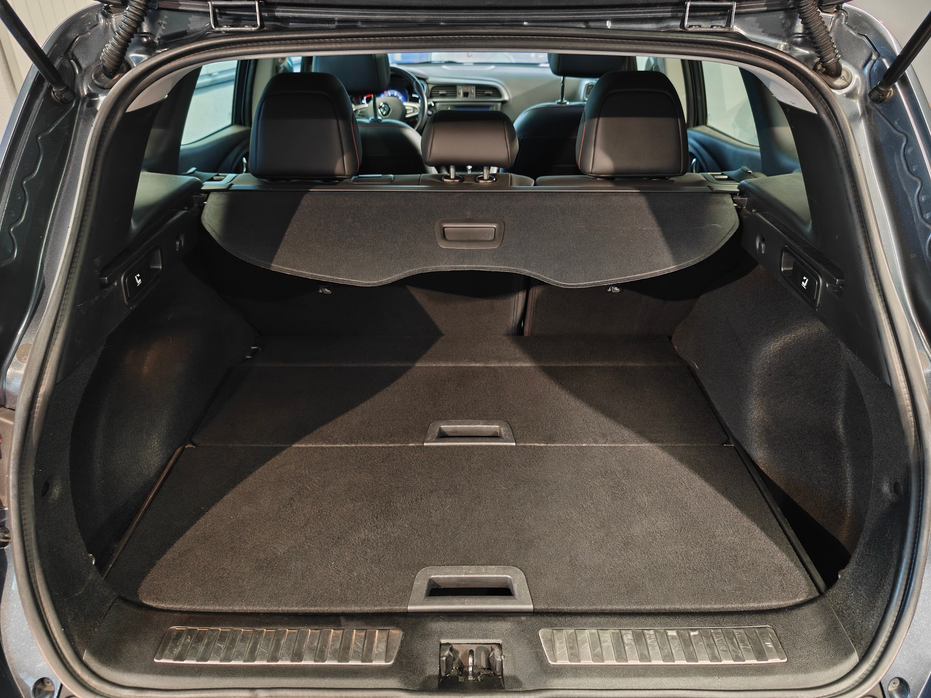 RENAULT Kadjar 1.2 16V Turbo Swiss Edition EDC-image-19