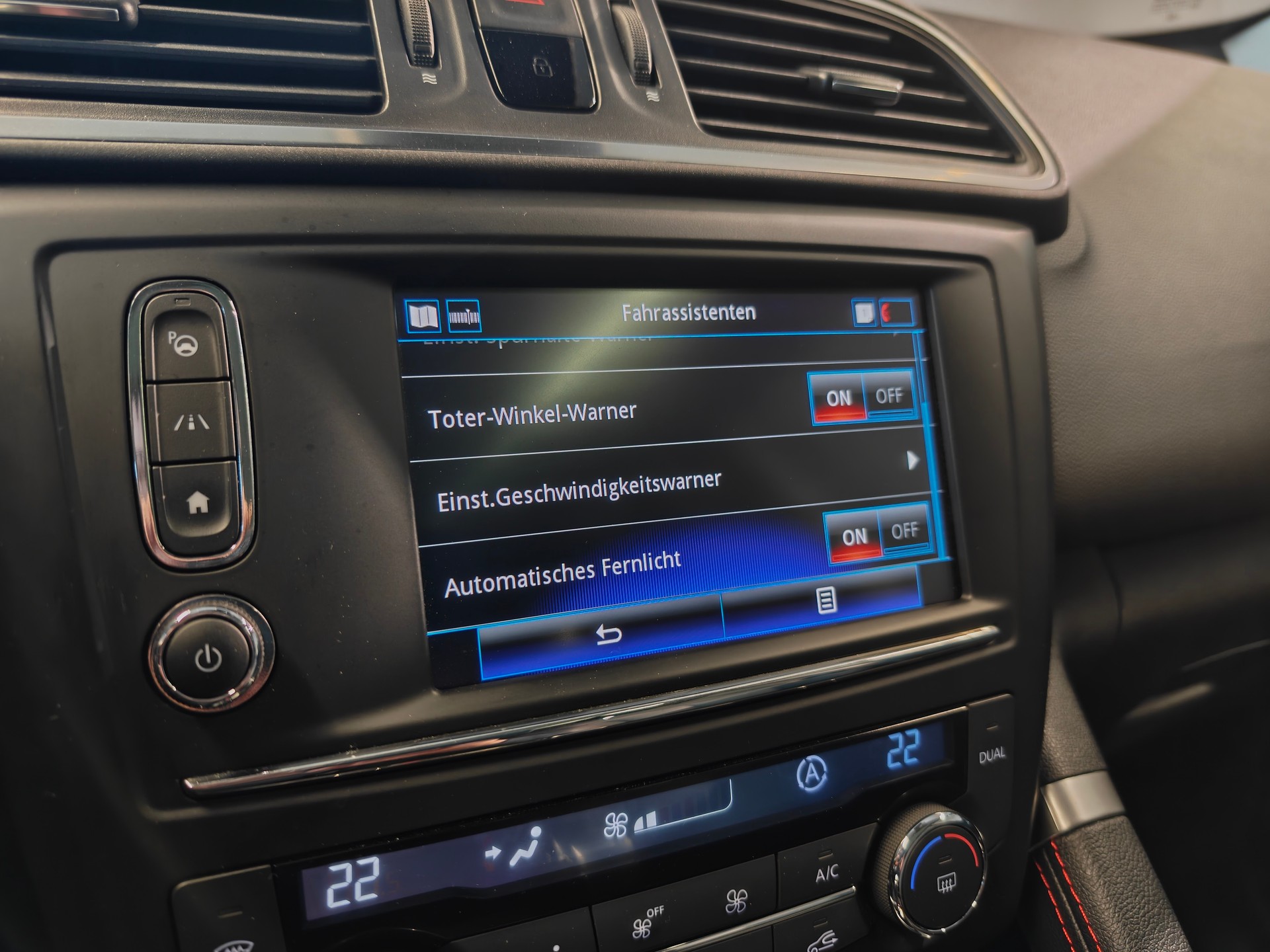 RENAULT Kadjar 1.2 16V Turbo Swiss Edition EDC-image-14