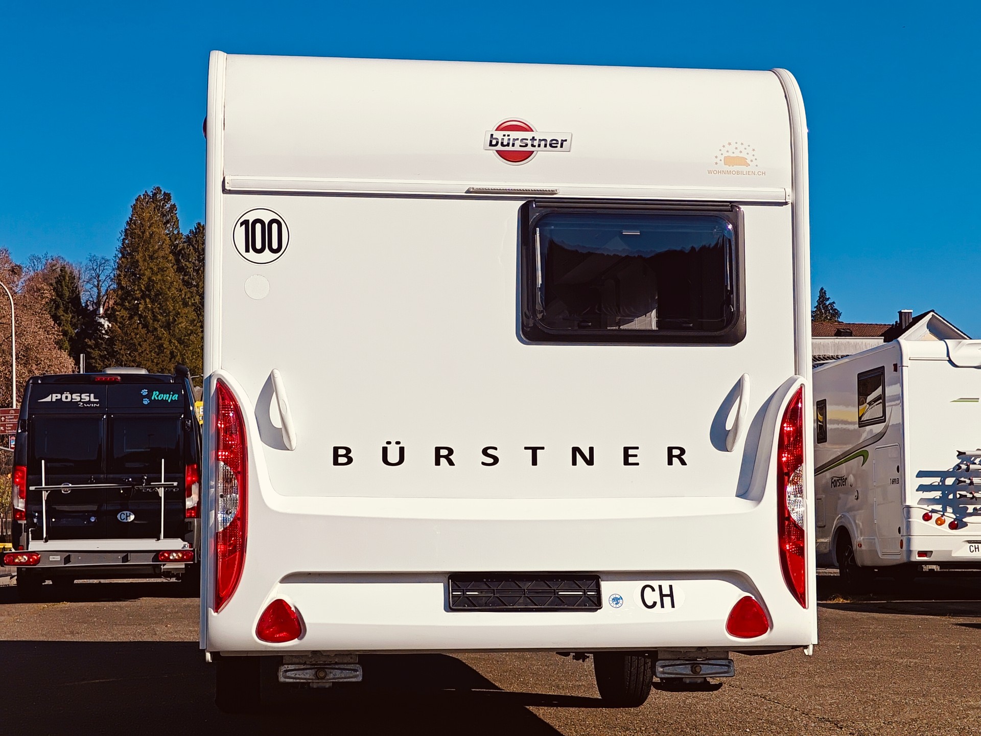 BÜRSTNER Premio Life 480 TS Brava -- Vorzelt -- Veloträger-image-4