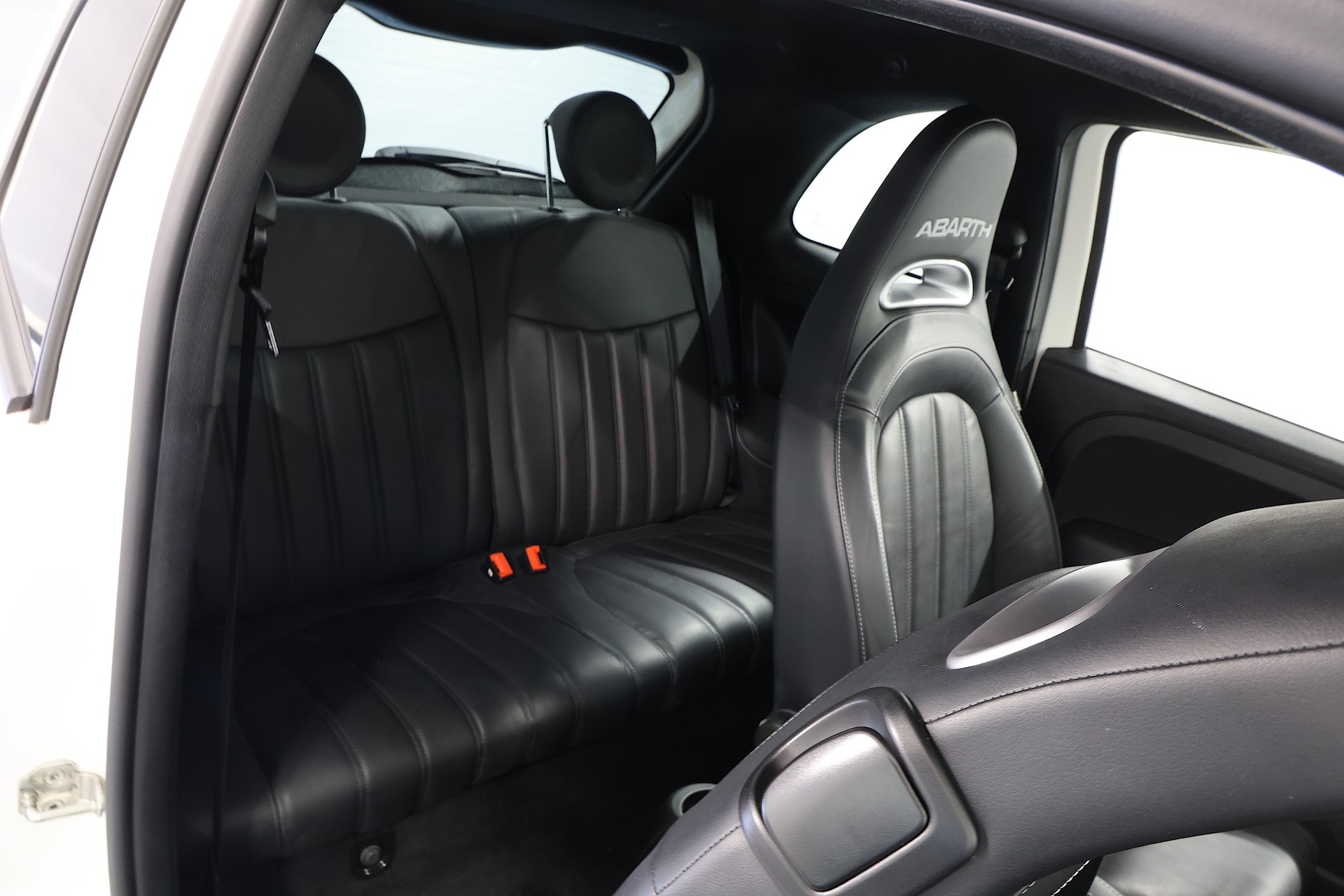 FIAT 595 1.4 16V Turbo Abarth Turismo Dualogic-image-14