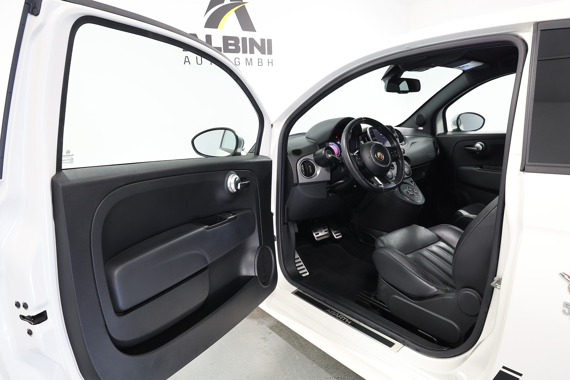 FIAT 595 1.4 16V Turbo Abarth Turismo Dualogic-image-4