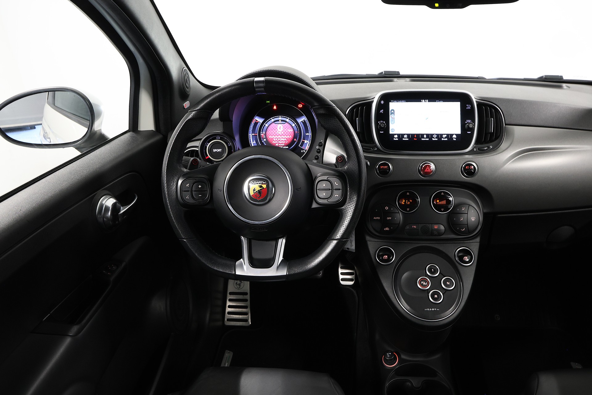 FIAT 595 1.4 16V Turbo Abarth Turismo Dualogic-image-9