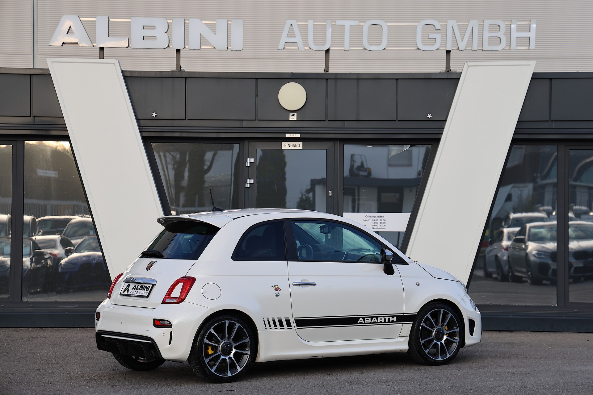 FIAT 595 1.4 16V Turbo Abarth Turismo Dualogic-image-2
