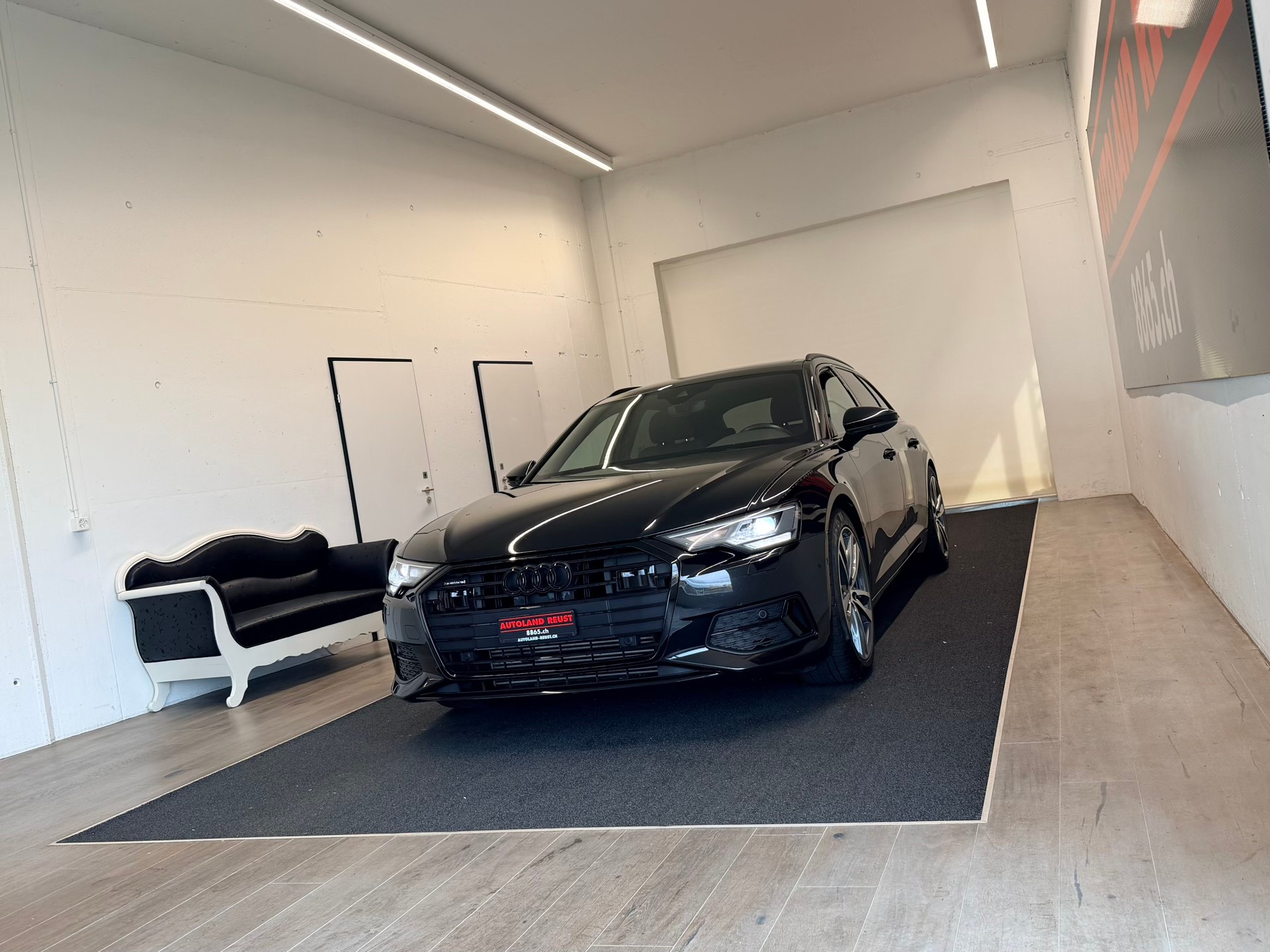 AUDI A6 Avant 45 TFSI Sport S-tronic quattro-image-2