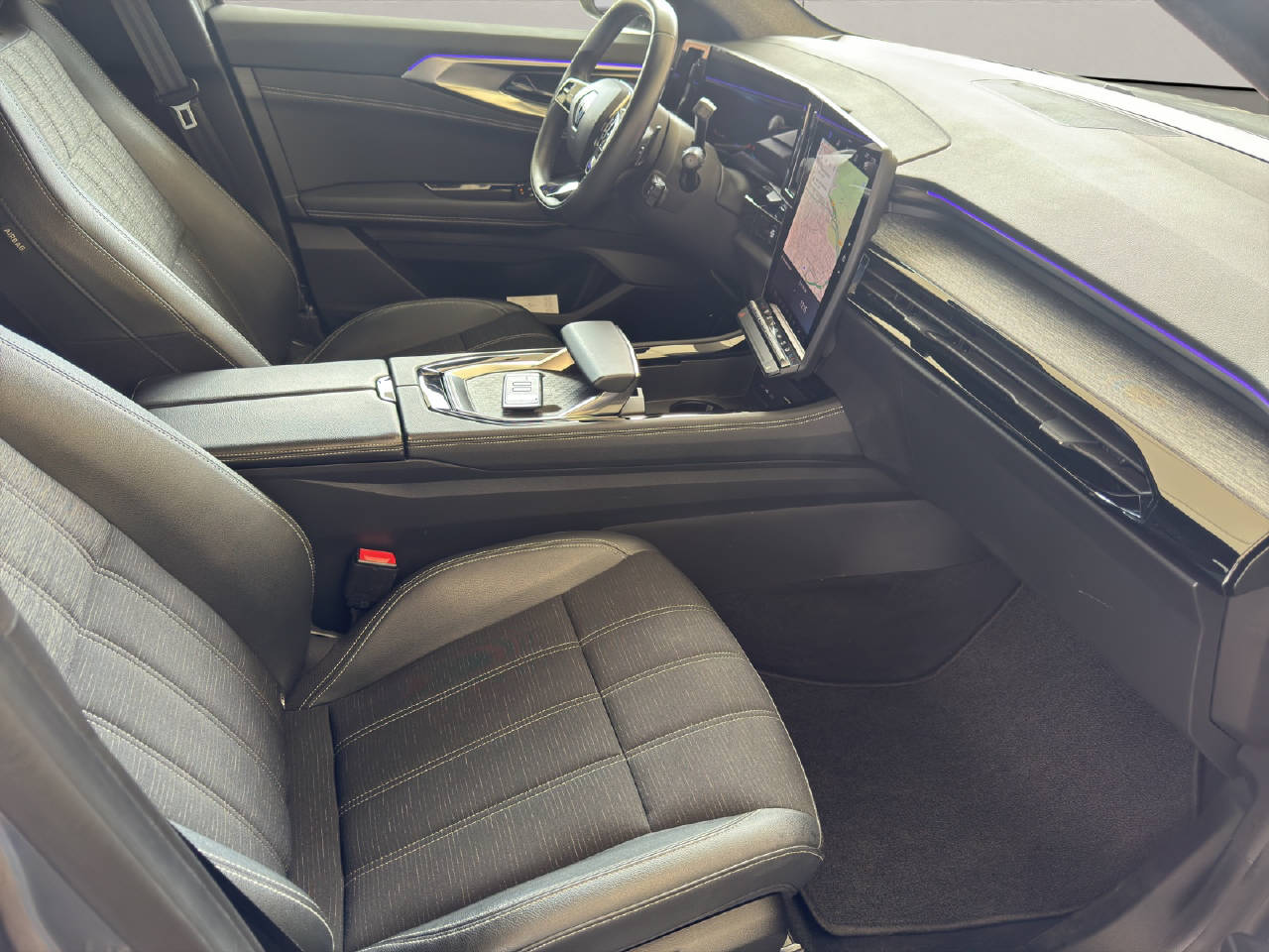 RENAULT Austral 1.2 E-Tech techno-image-9