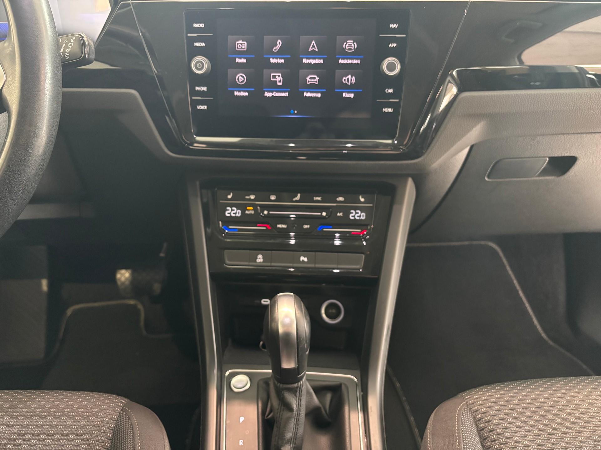 VW Touran 2.0 TDI BlueMotion Technology Comfortline DSG-image-12