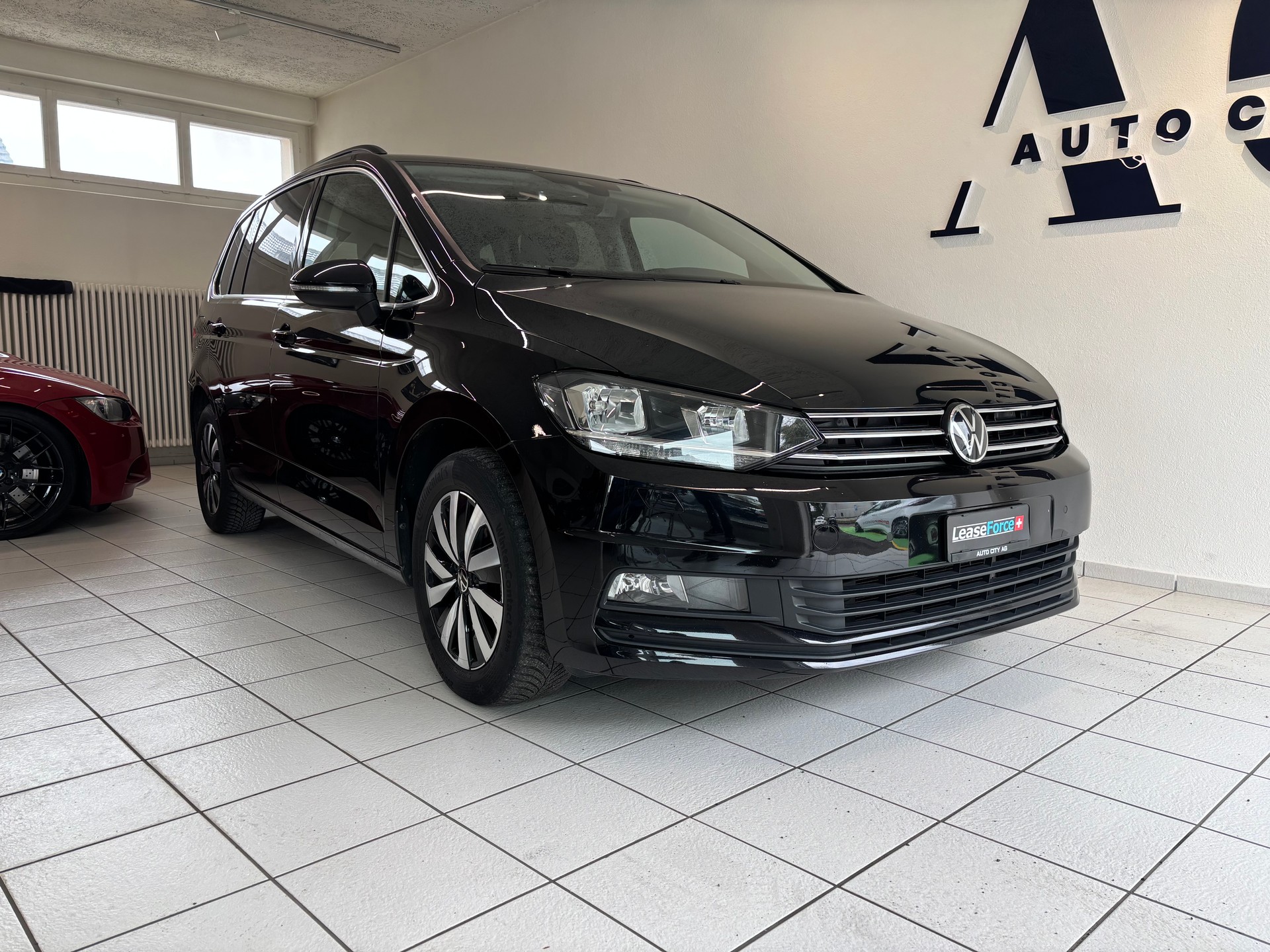VW Touran 2.0 TDI BlueMotion Technology Comfortline DSG-image-0
