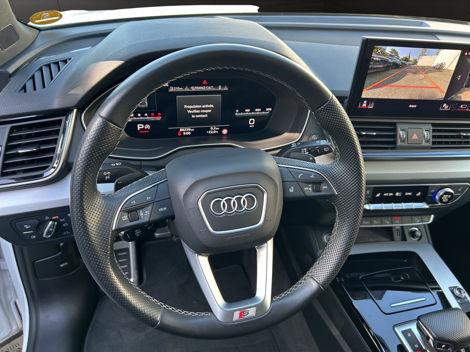 AUDI Q5 Sportback 40 TDI Blackedition quattro S-tronic-image-6