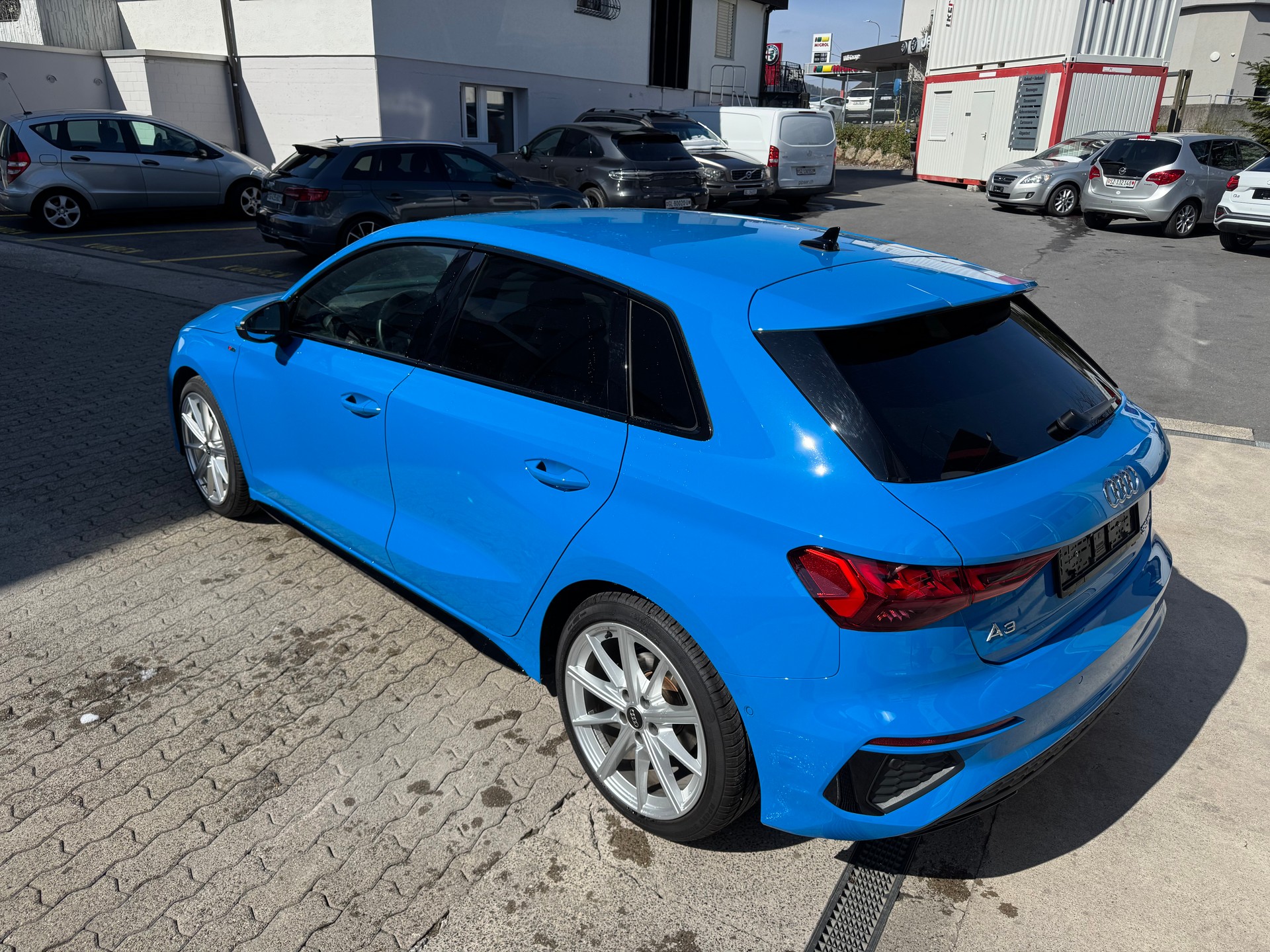 AUDI A3 Sportback 35 TFSI S line S-tronic-image-7