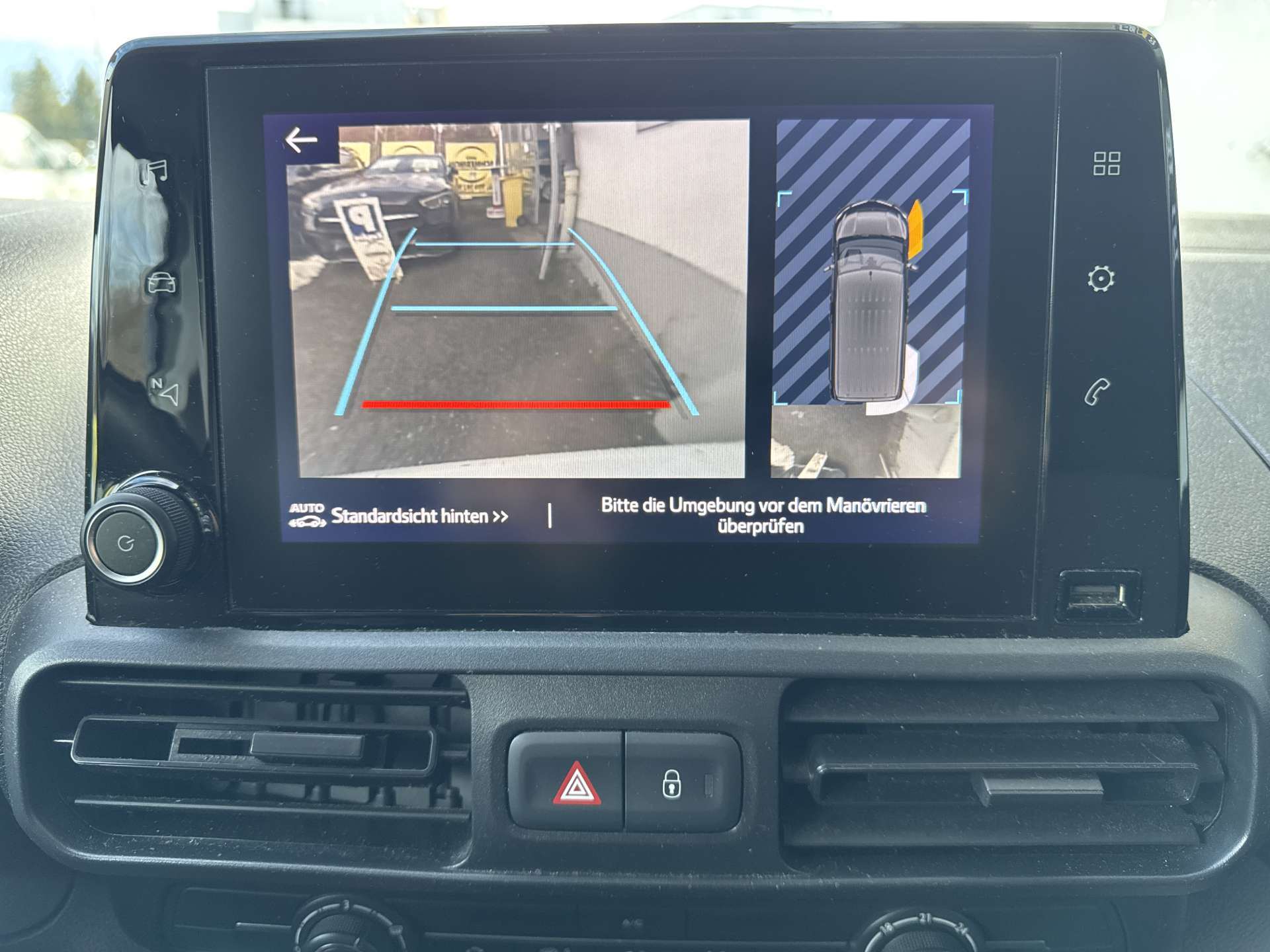 TOYOTA Proace City Van 1.2 Active Long Automat 3-Plätzer-image-10