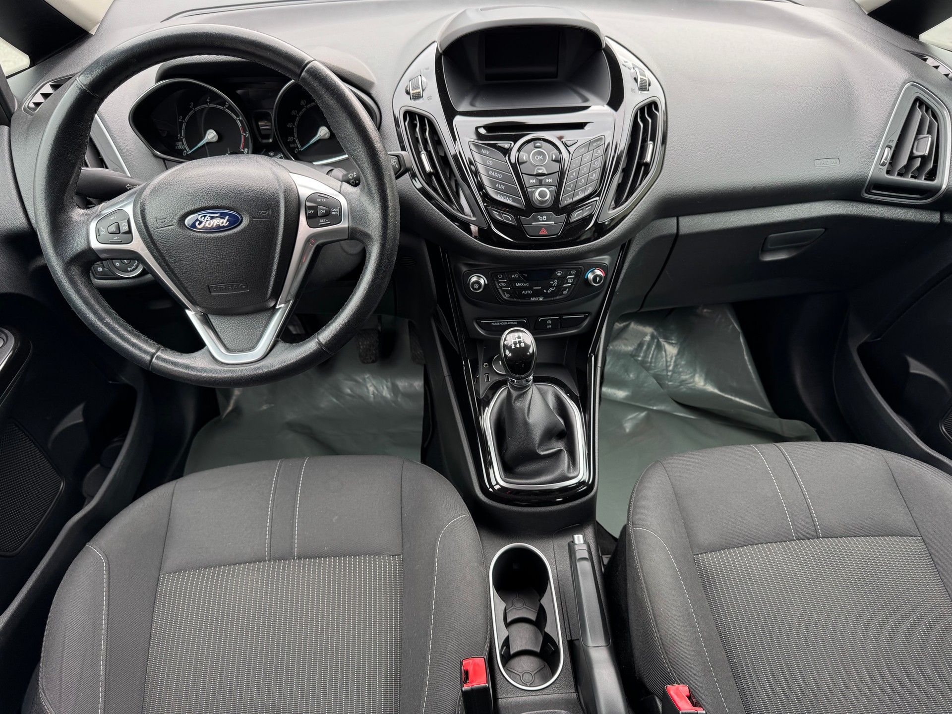 FORD B-Max 1.0 SCTi Titanium-image-12