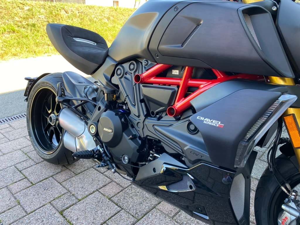 DUCATI Diavel 1260 S (Leasing Übernahme 250.00)
