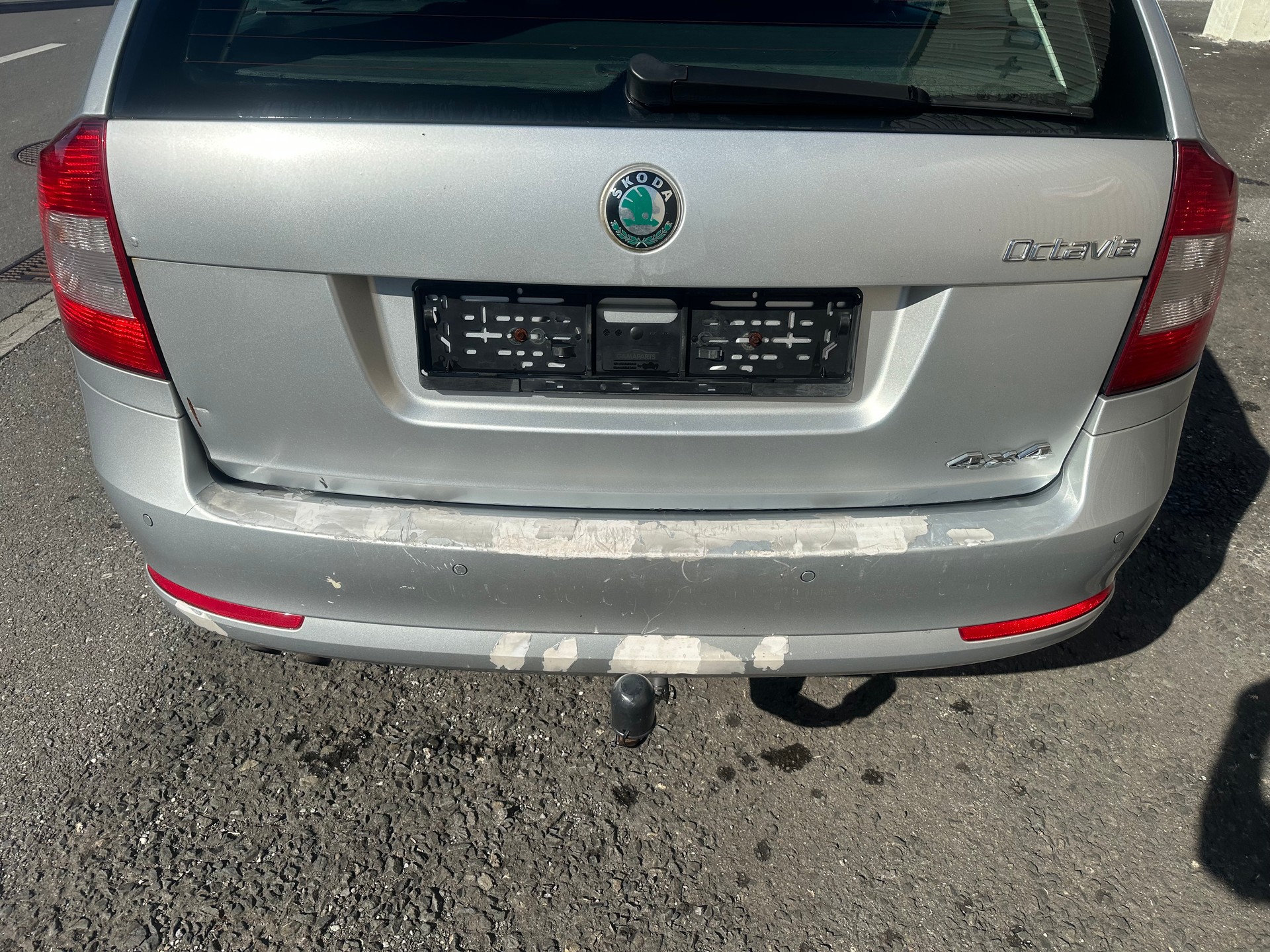 SKODA Octavia Combi 2.0 TDI Swiss Adventure 4x4 DSG-image-15