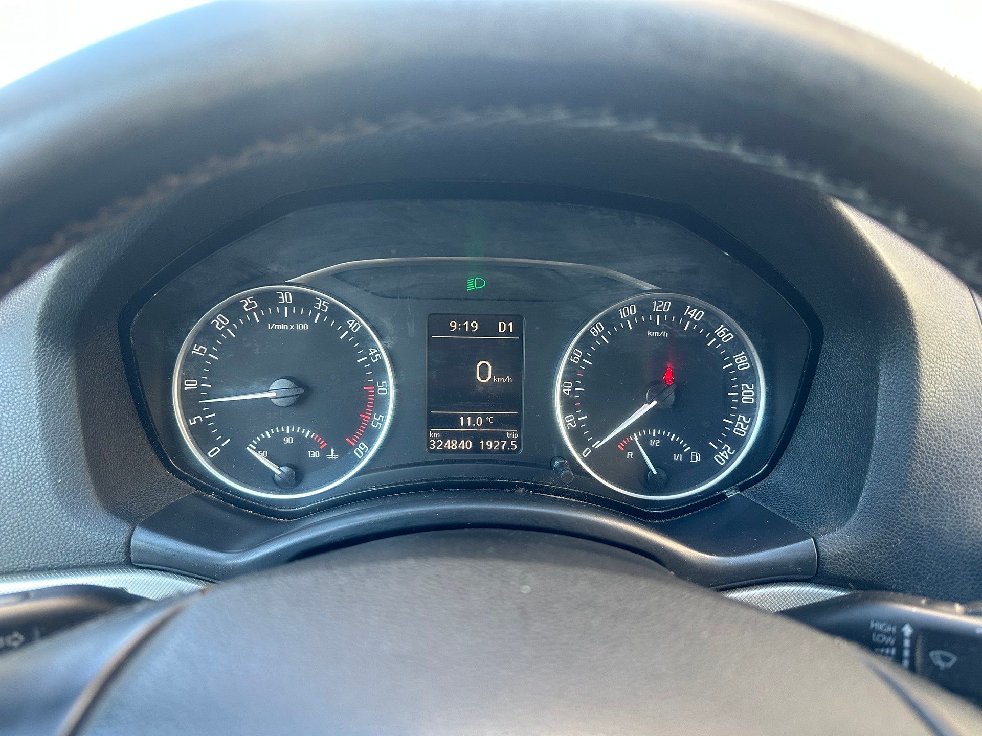 SKODA Octavia Combi 2.0 TDI Swiss Adventure 4x4 DSG-image-8