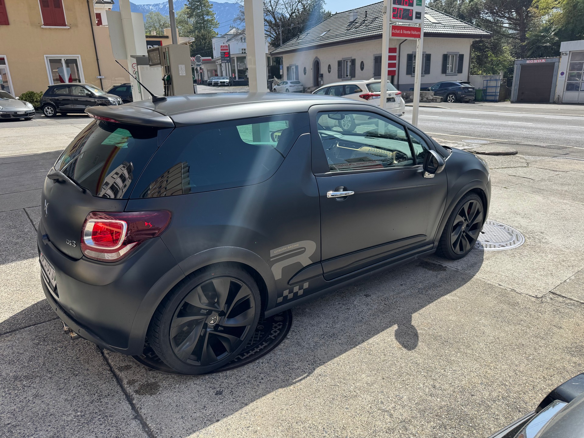 DS AUTOMOBILES DS3 1.6 THP Racing Gold Mat-image-3