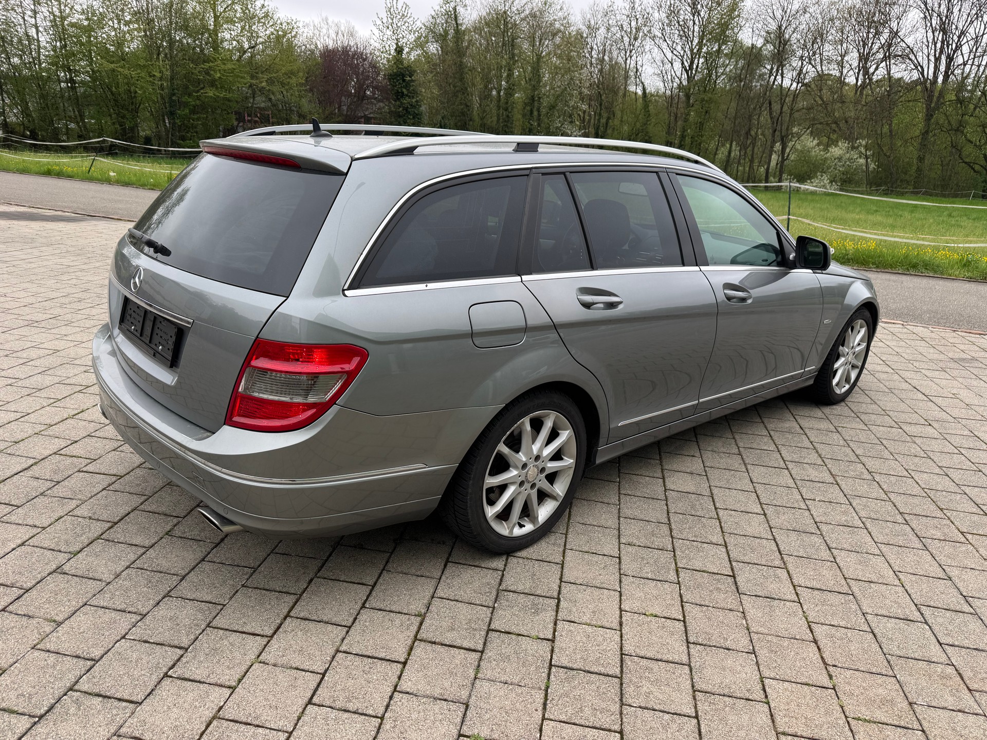 MERCEDES-BENZ C 230 (Classic) 7G-Tronic-image-4