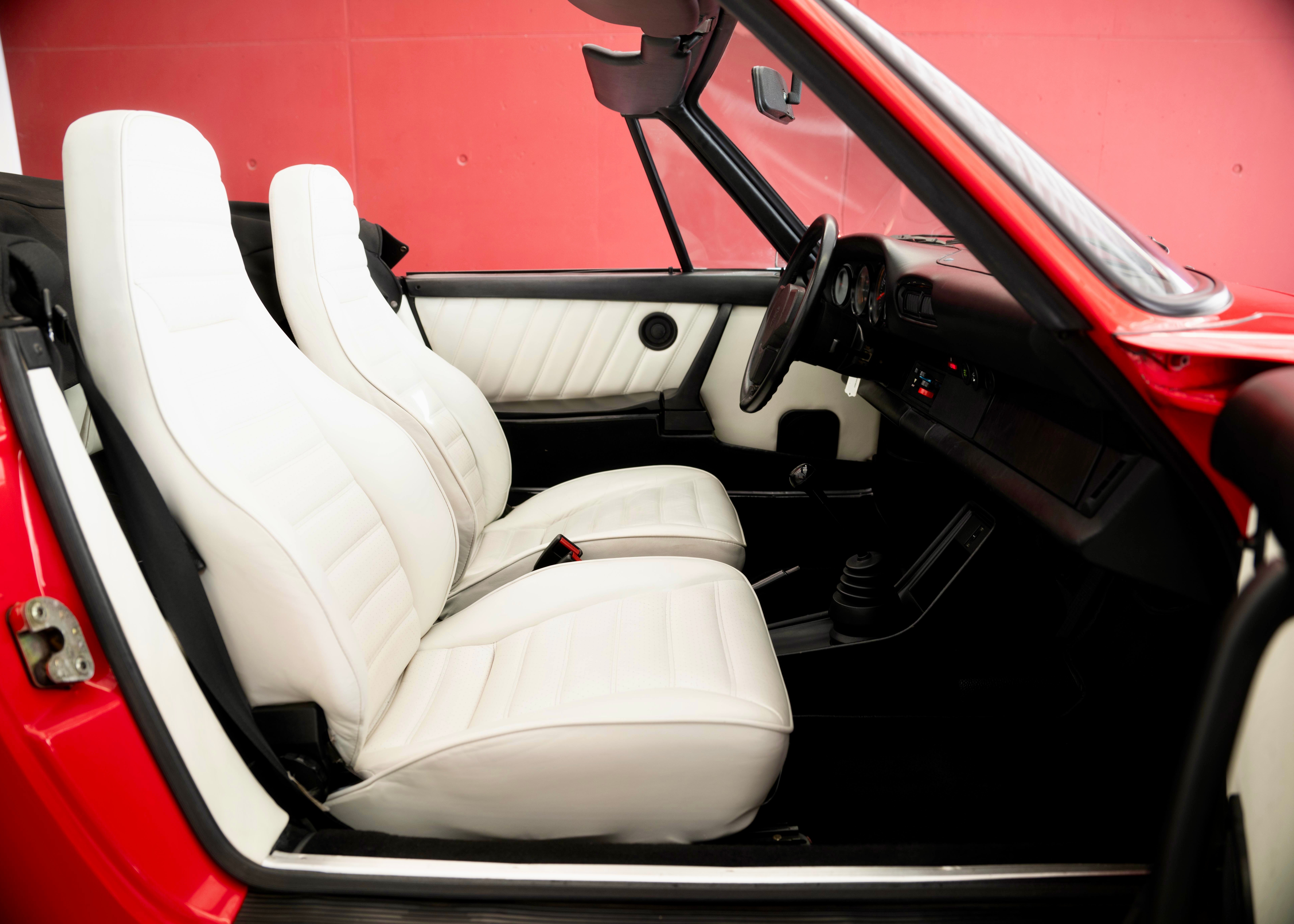 Image PORSCHE 911 911 SC Cabrio (Mint condition, Matching Number, 1st hand, 1st paint)