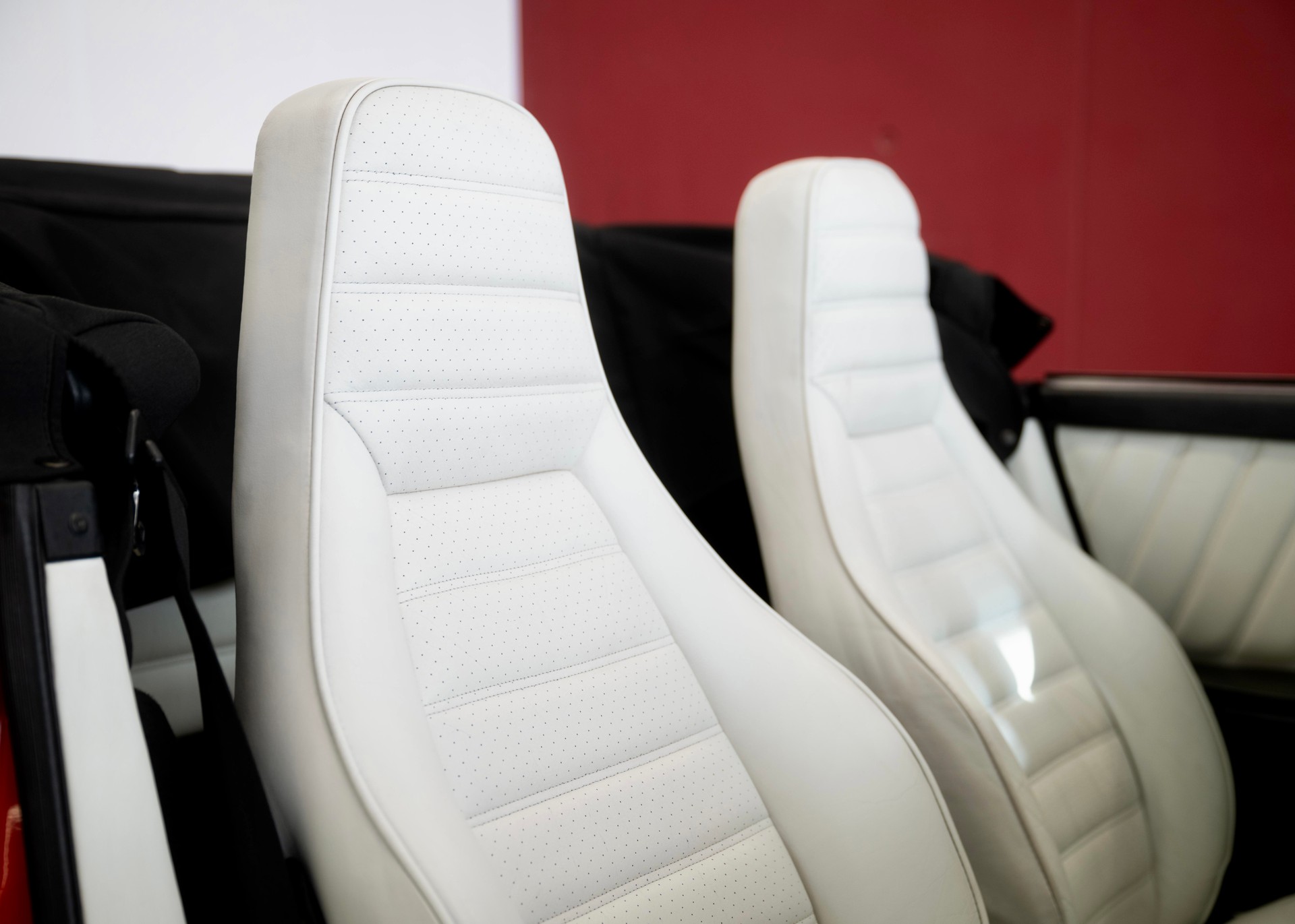 PORSCHE 911 SC Cabrio (Mint condition, Matching Number, 1st hand, 1st paint)-image-25