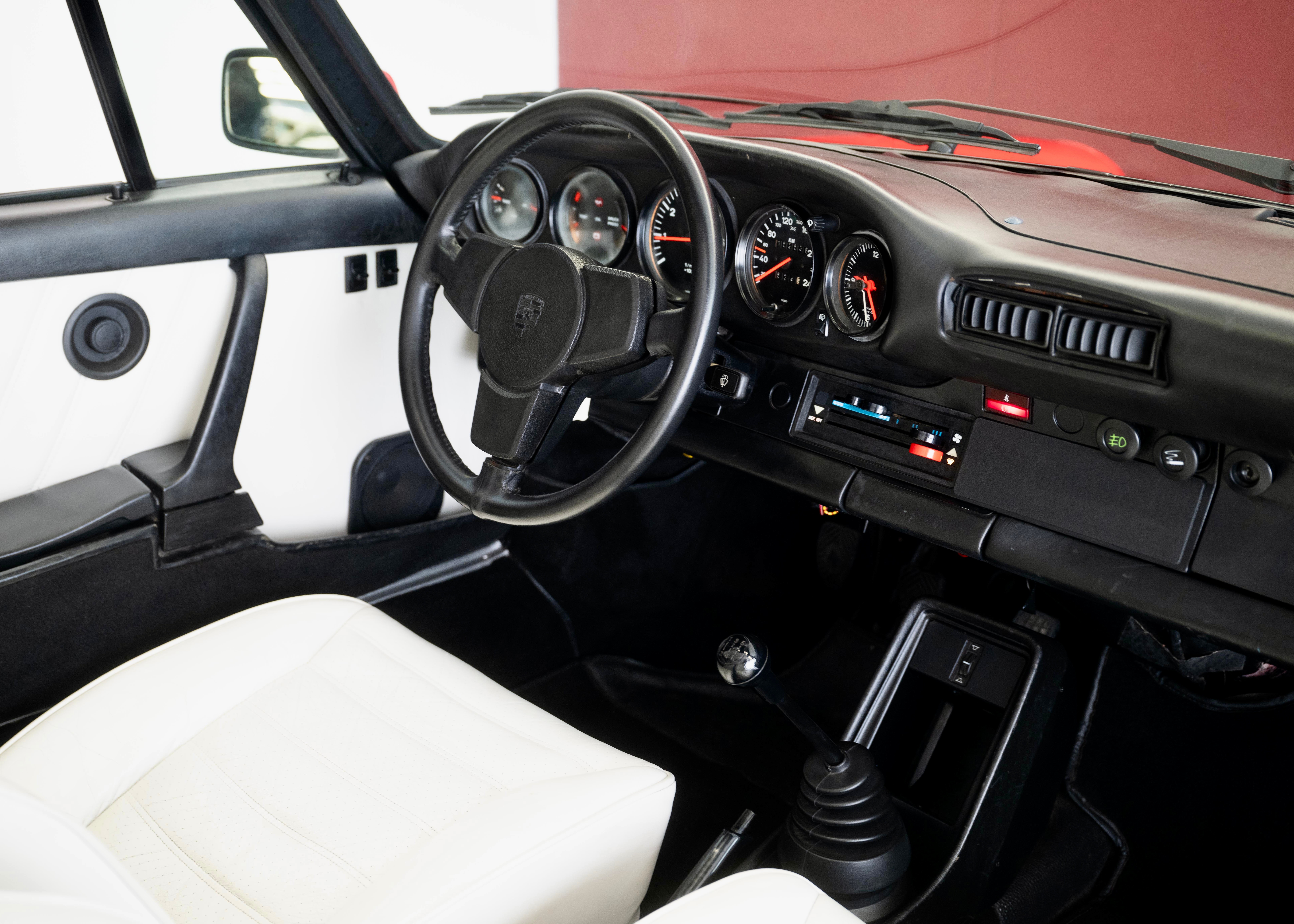 Image PORSCHE 911 911 SC Cabrio (Mint condition, Matching Number, 1st hand, 1st paint)