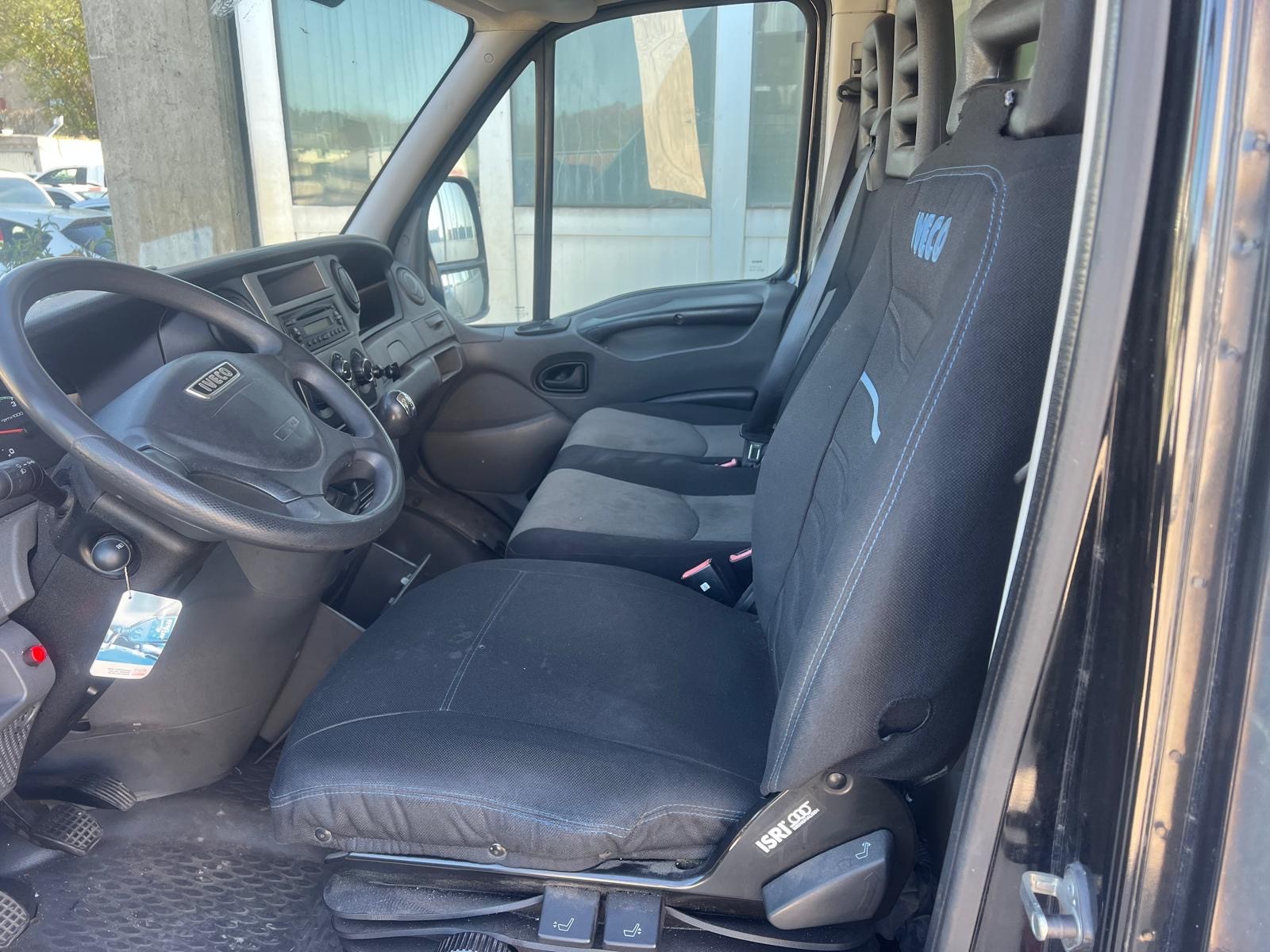 IVECO 35 S 15-image-10