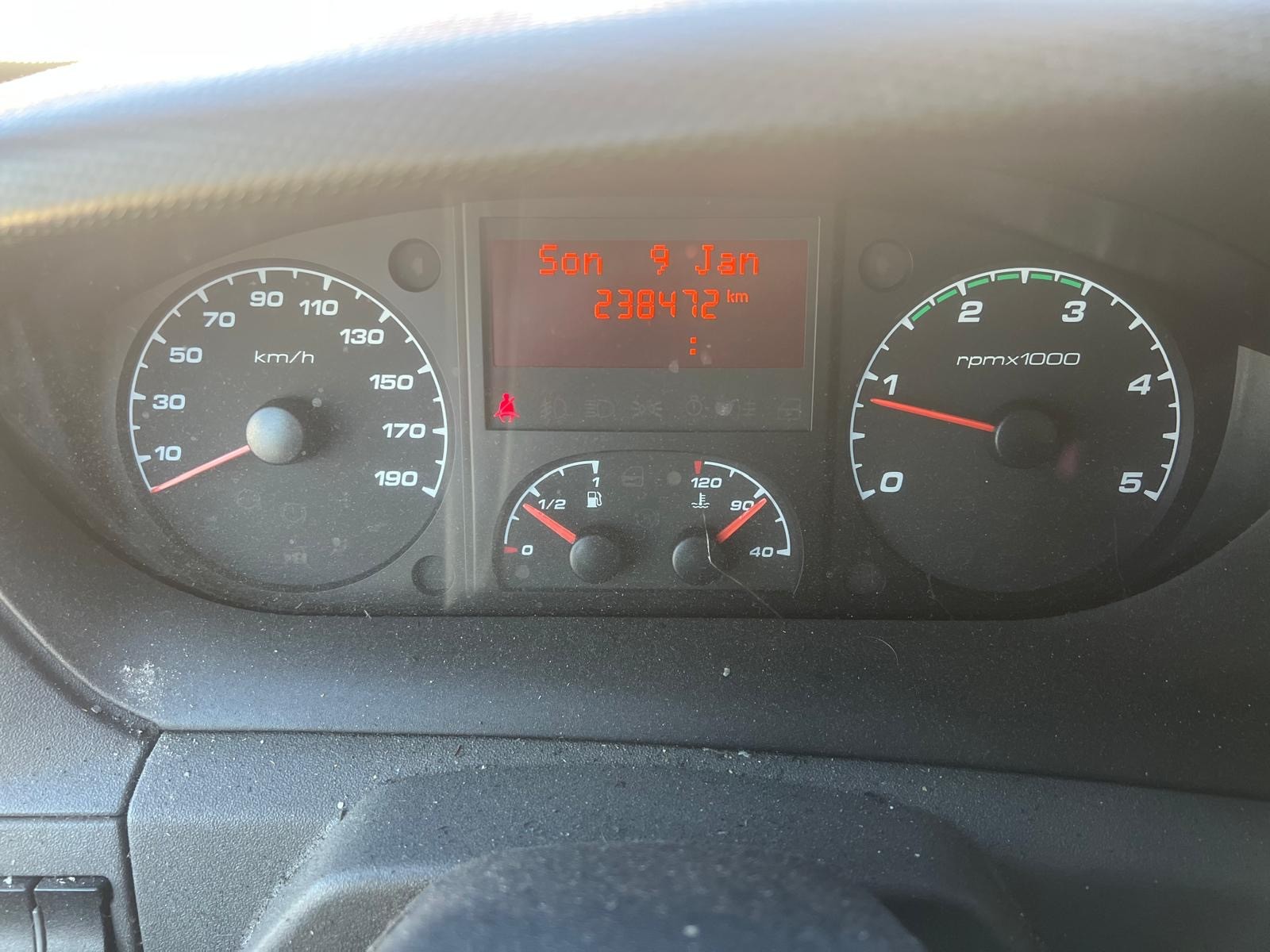 IVECO 35 S 15-image-12