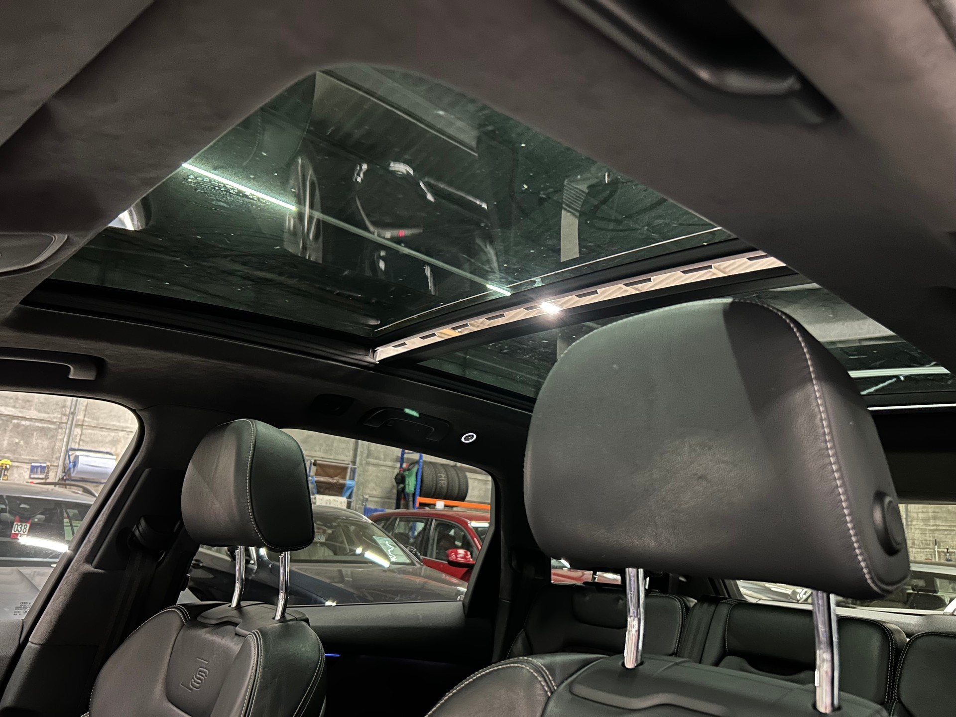AUDI Q7 3.0 TDI S-LINE tiptronic 7 Sitze-image-17