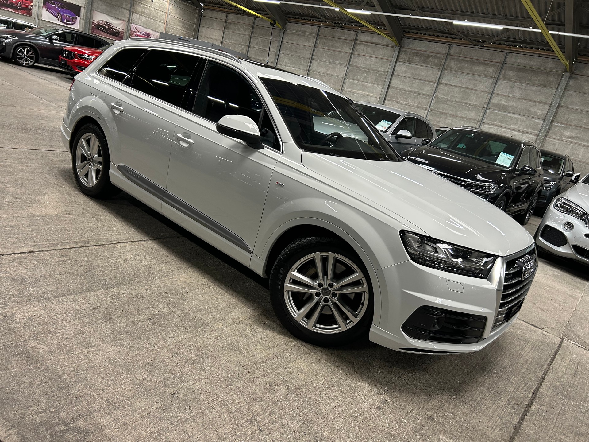 AUDI Q7 3.0 TDI S-LINE tiptronic 7 Sitze-image-0