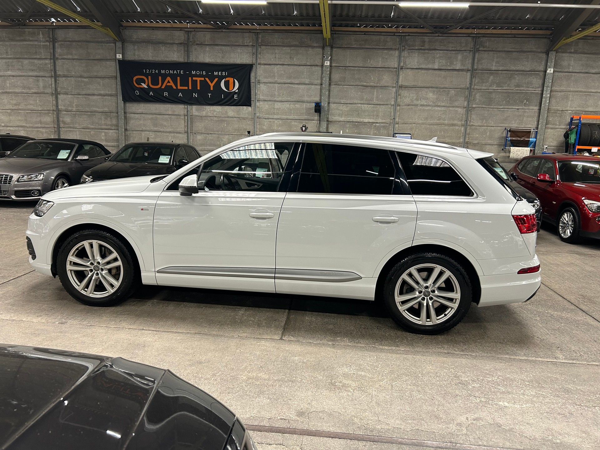 AUDI Q7 3.0 TDI S-LINE tiptronic 7 Sitze-image-6