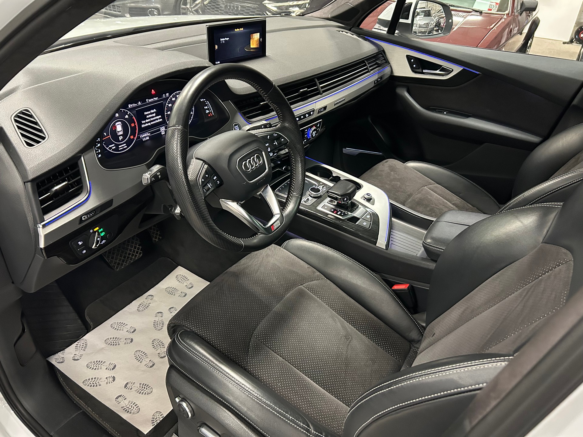 AUDI Q7 3.0 TDI S-LINE tiptronic 7 Sitze-image-16