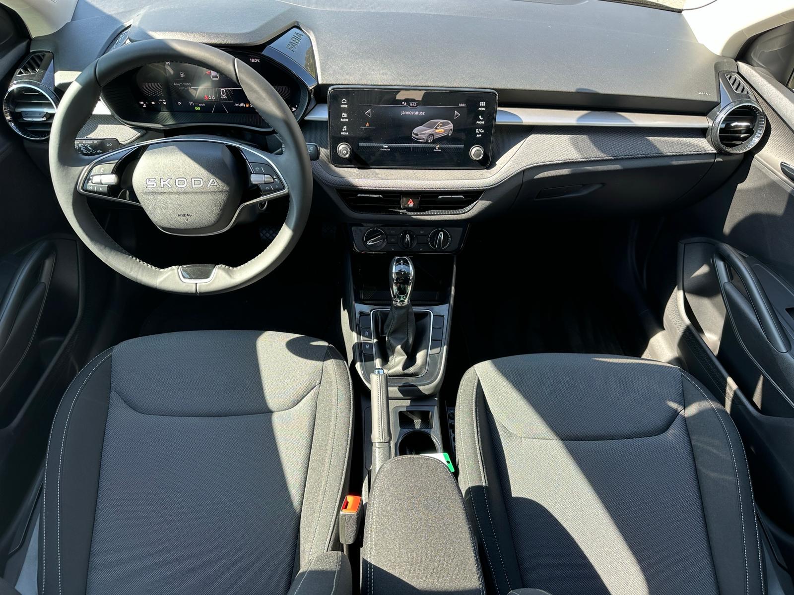 SKODA Fabia 1.0 TSI Selection DSG-image-8