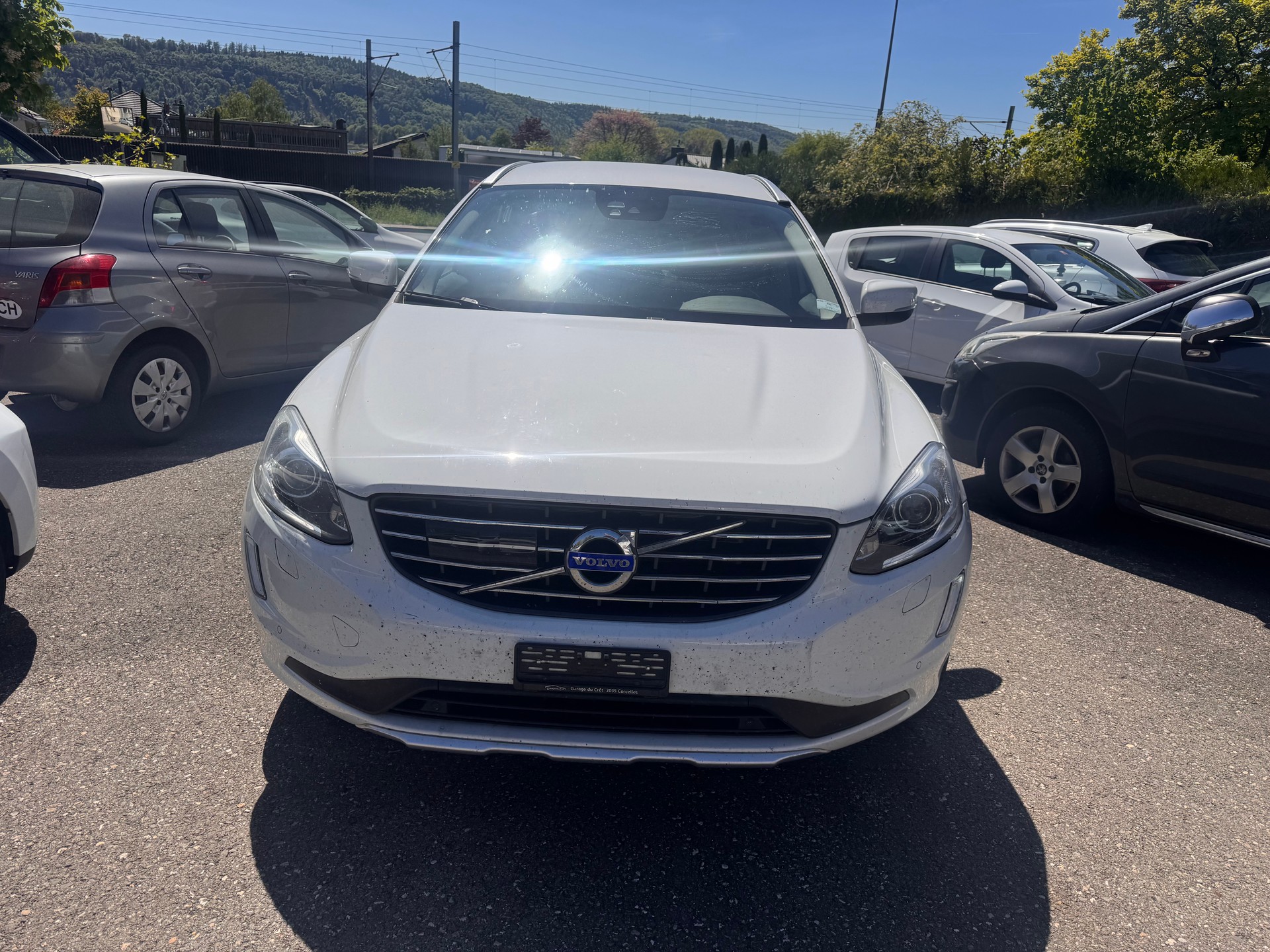 VOLVO XC60 D4 Kinetic Geartronic-image-1
